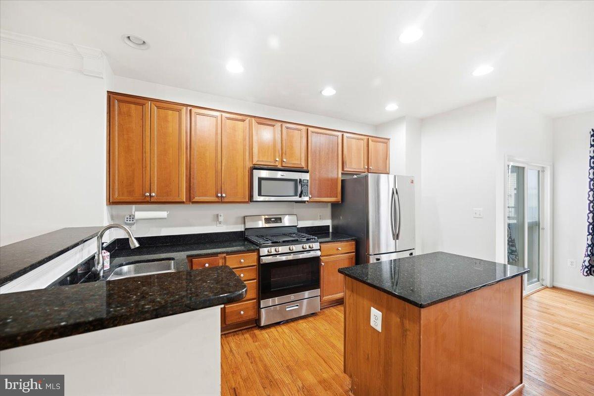 POTOMAC STATION - Residential