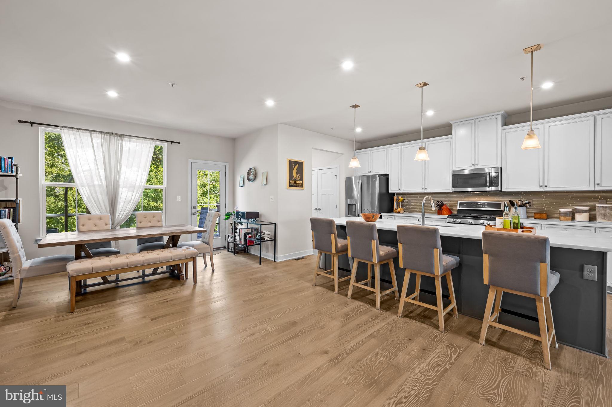 EDGEMERE/SPARROWS POINT - Residential