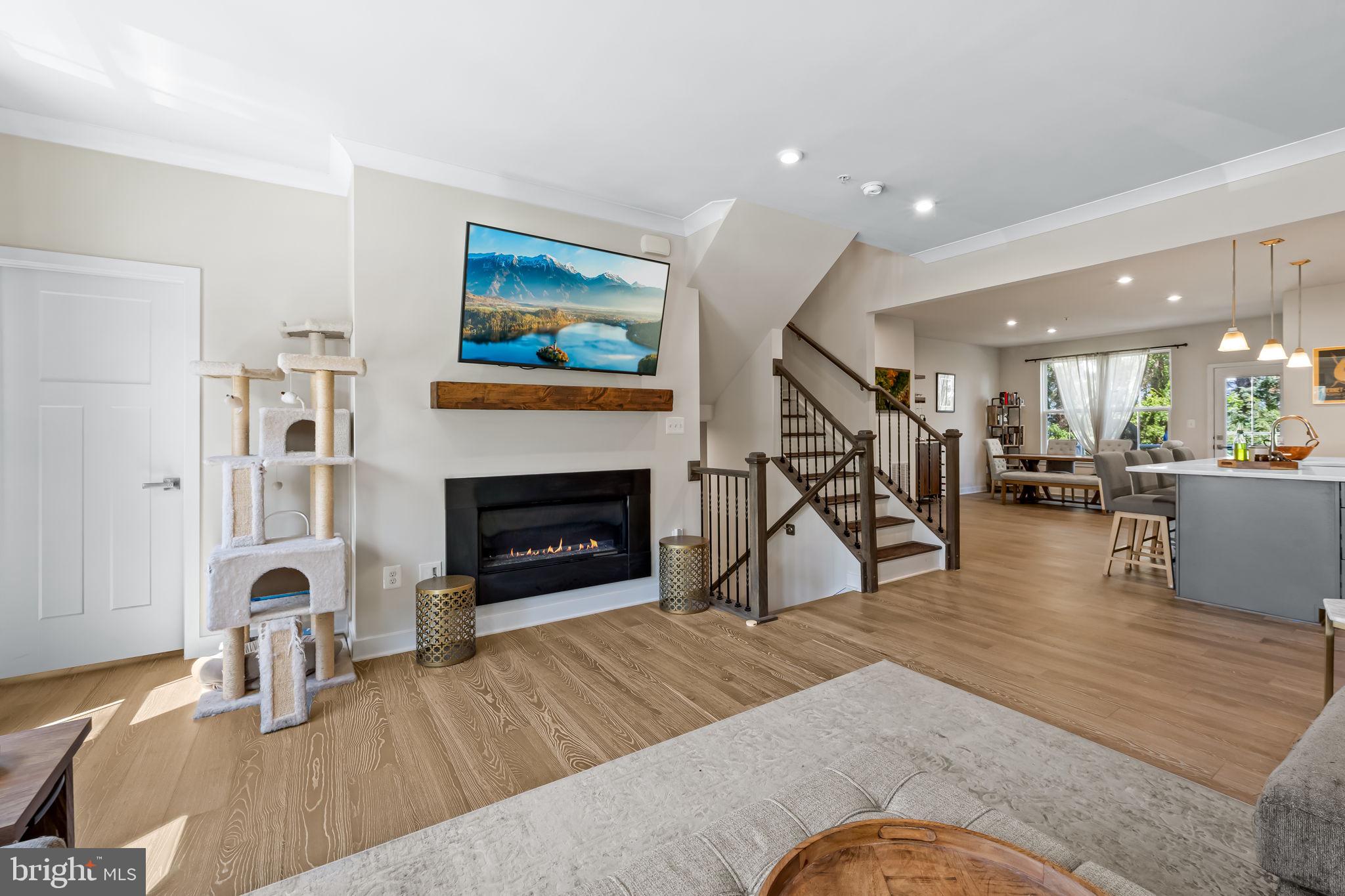 EDGEMERE/SPARROWS POINT - Residential