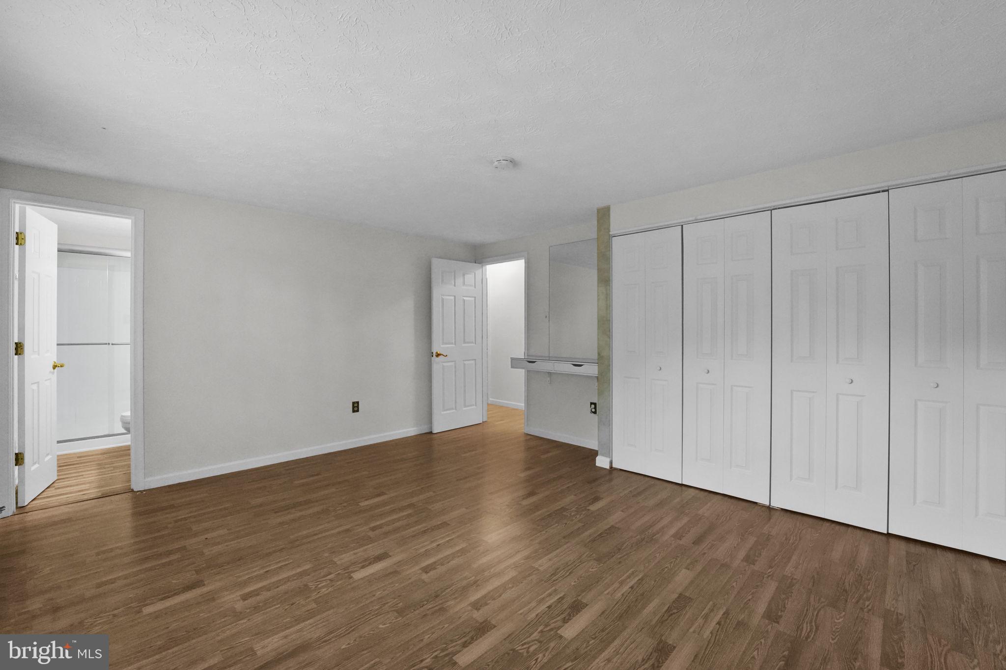 THUNDER HILL - Residential