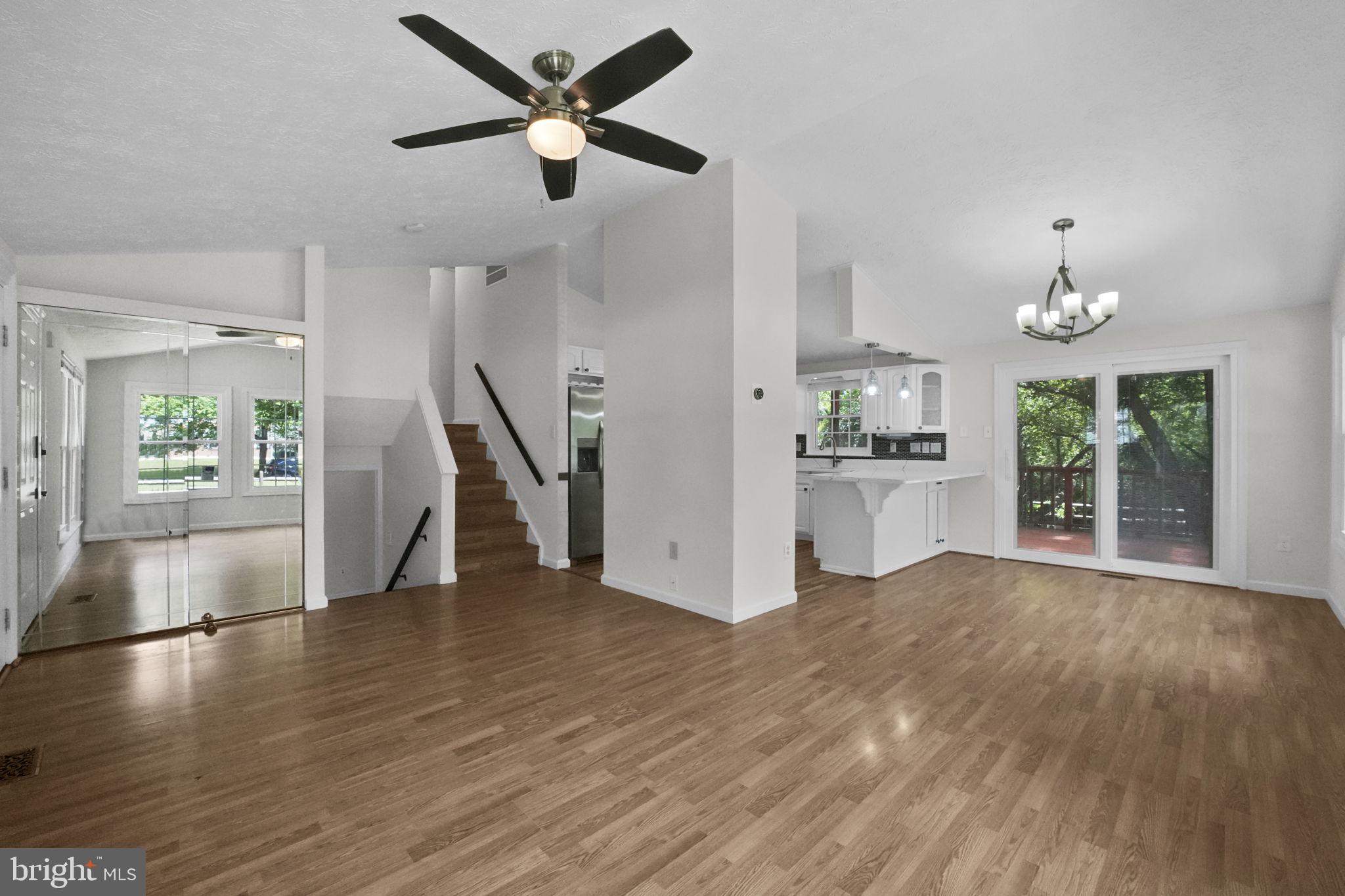 THUNDER HILL - Residential