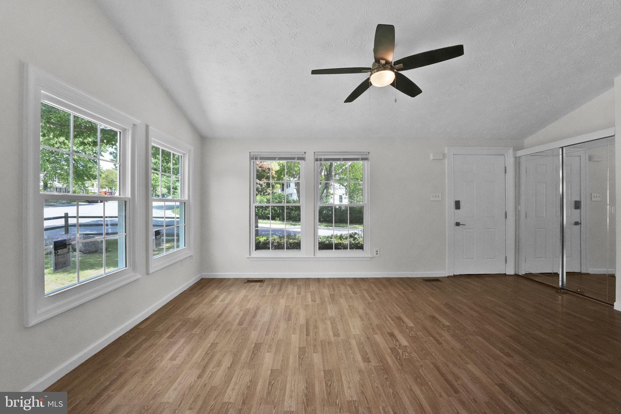 THUNDER HILL - Residential
