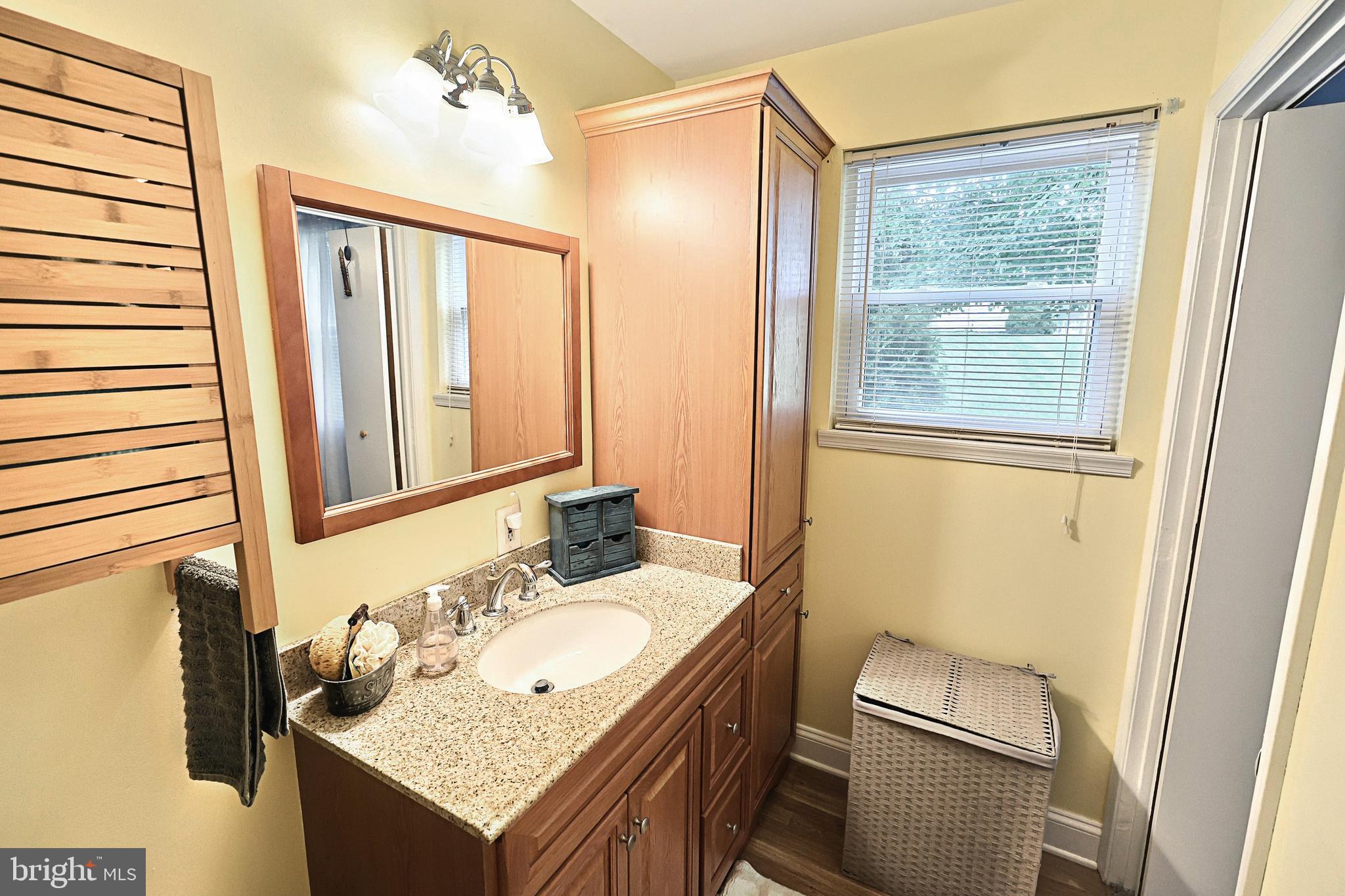 GLEN HOLLOW - Residential