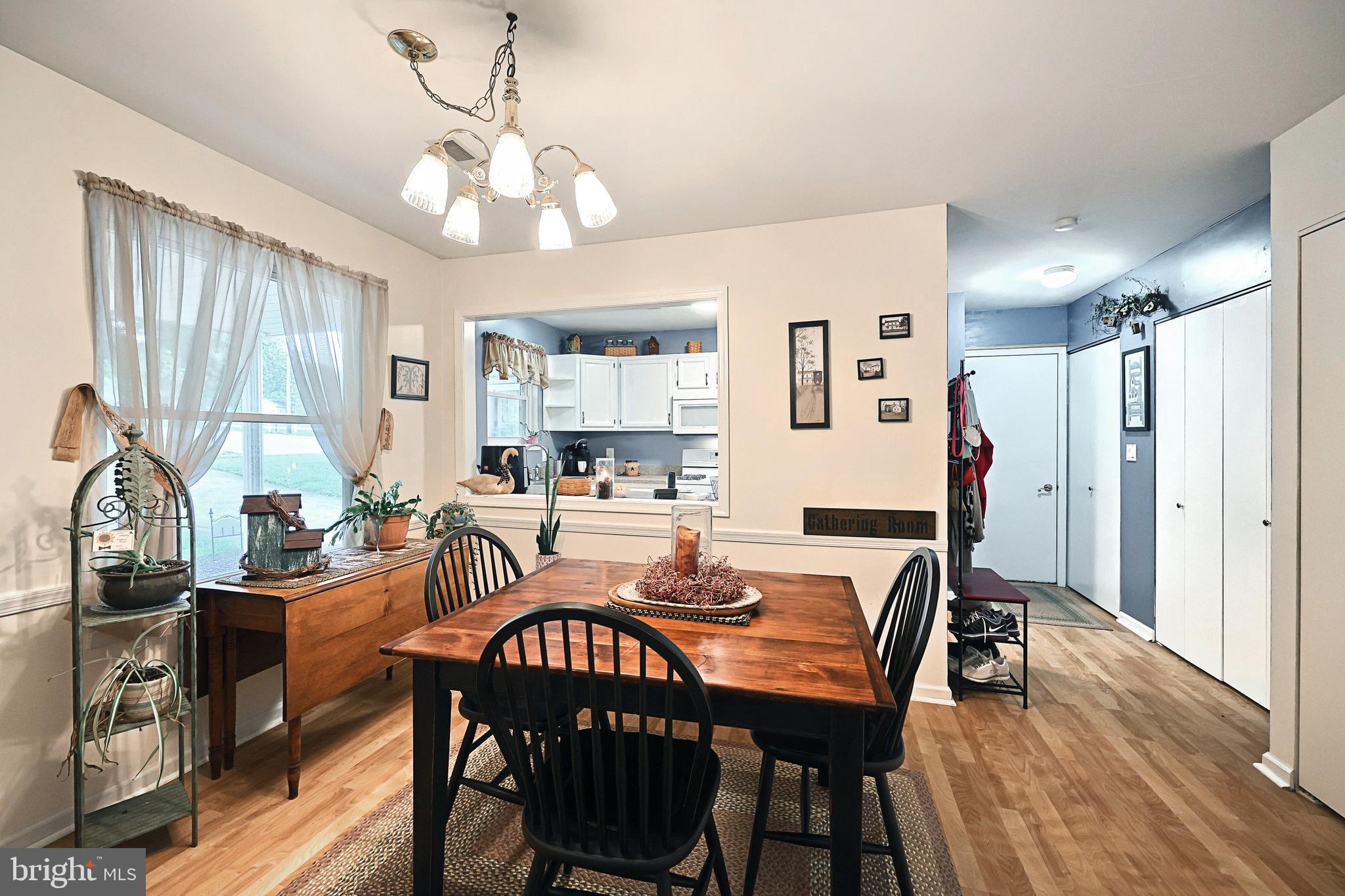 GLEN HOLLOW - Residential