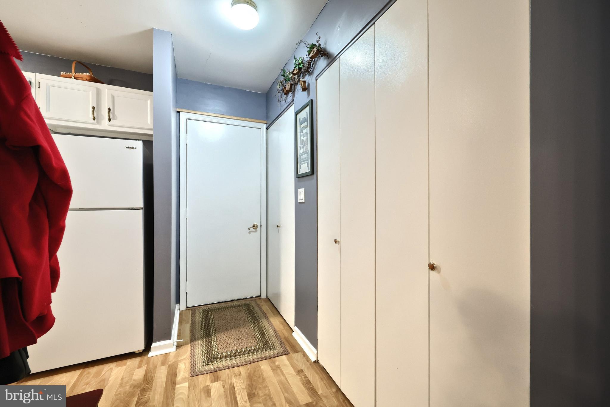 GLEN HOLLOW - Residential