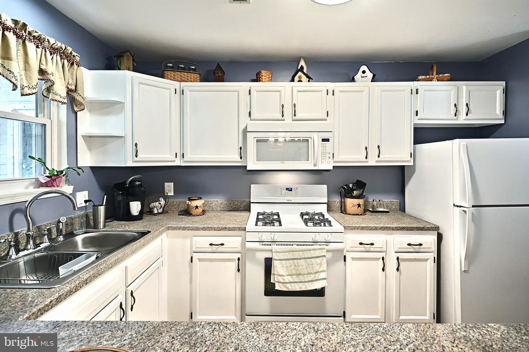 GLEN HOLLOW - Residential