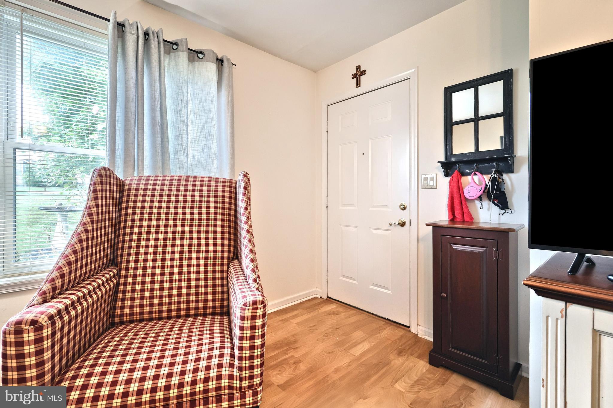 GLEN HOLLOW - Residential