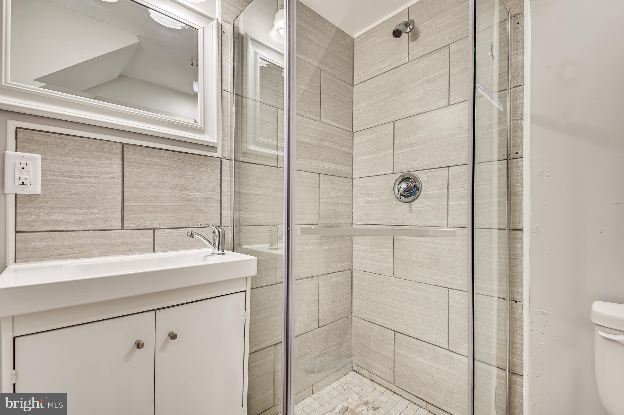 HIGHLANDTOWN - Residential