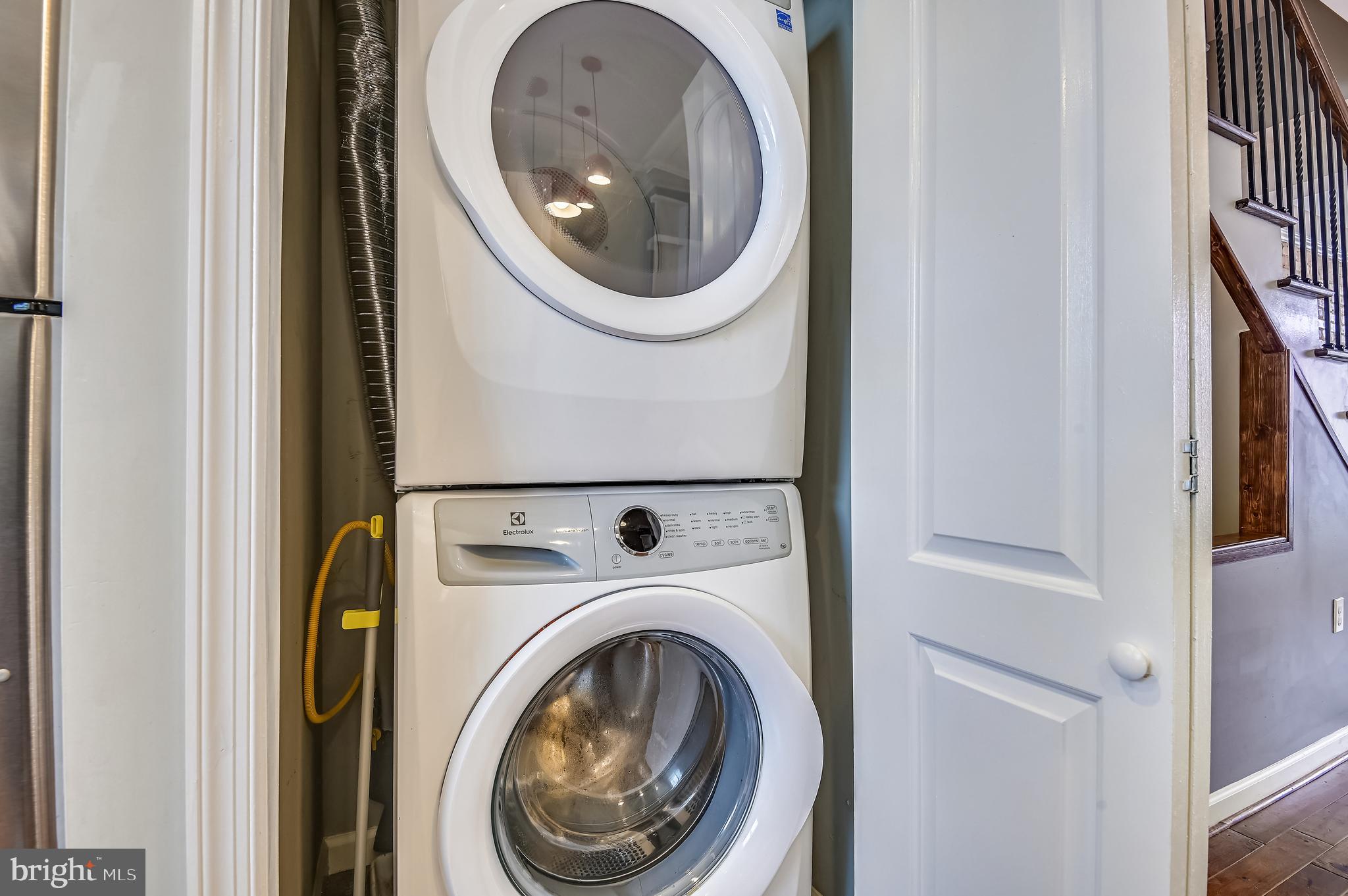 HIGHLANDTOWN - Residential