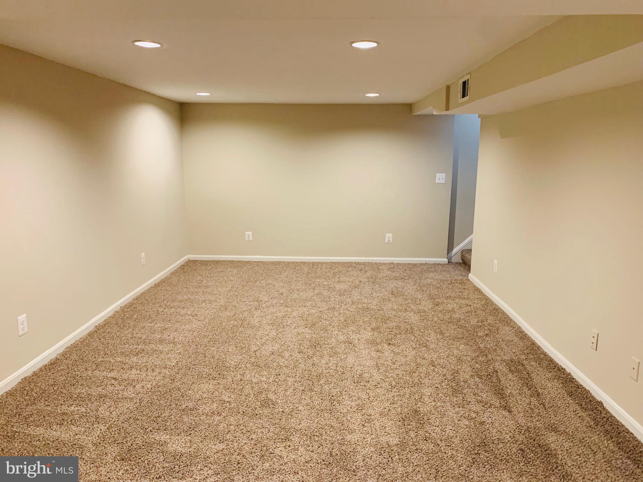 PEPPER MILL VILLAGE - Residential