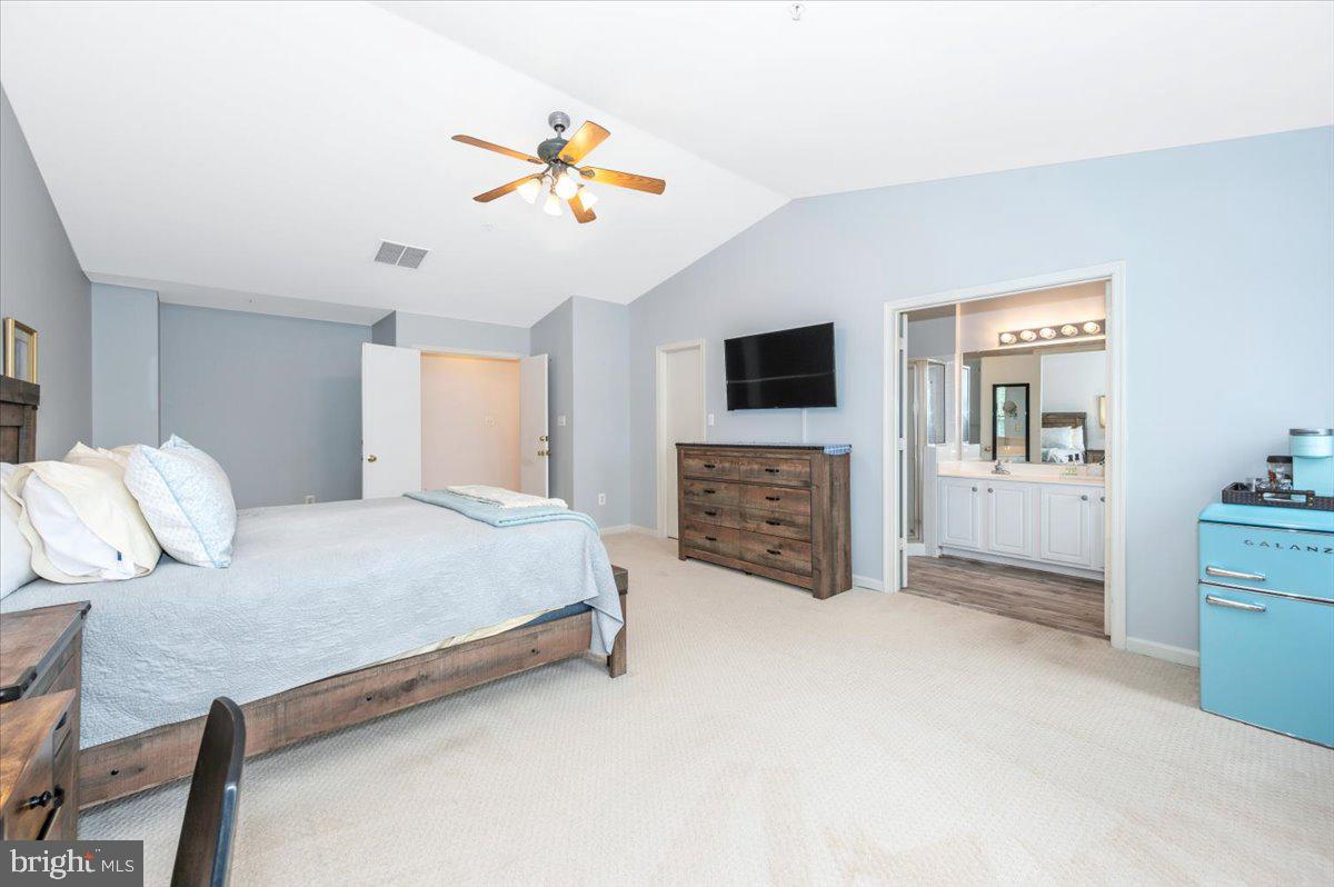 WELLINGTON TRACE - Residential Lease