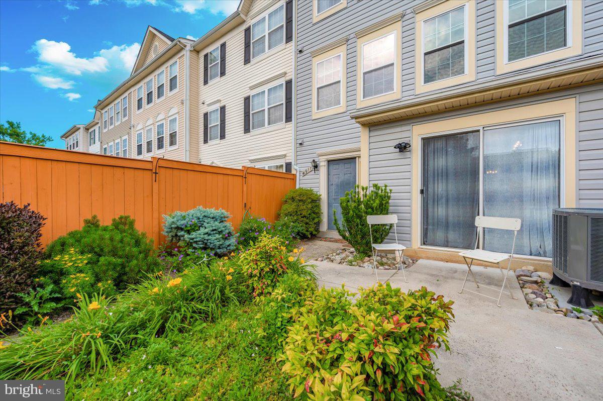 WELLINGTON TRACE - Residential Lease