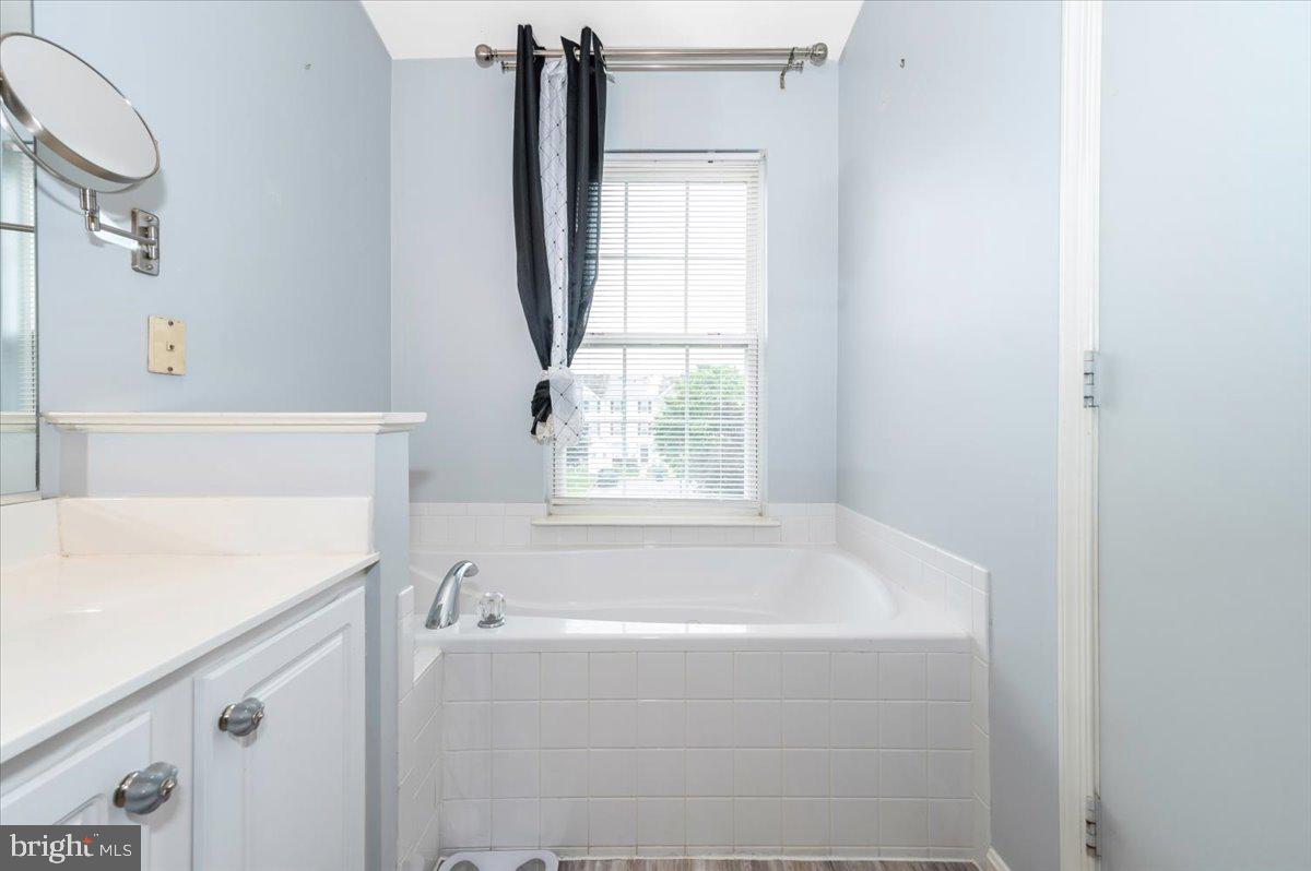 WELLINGTON TRACE - Residential Lease