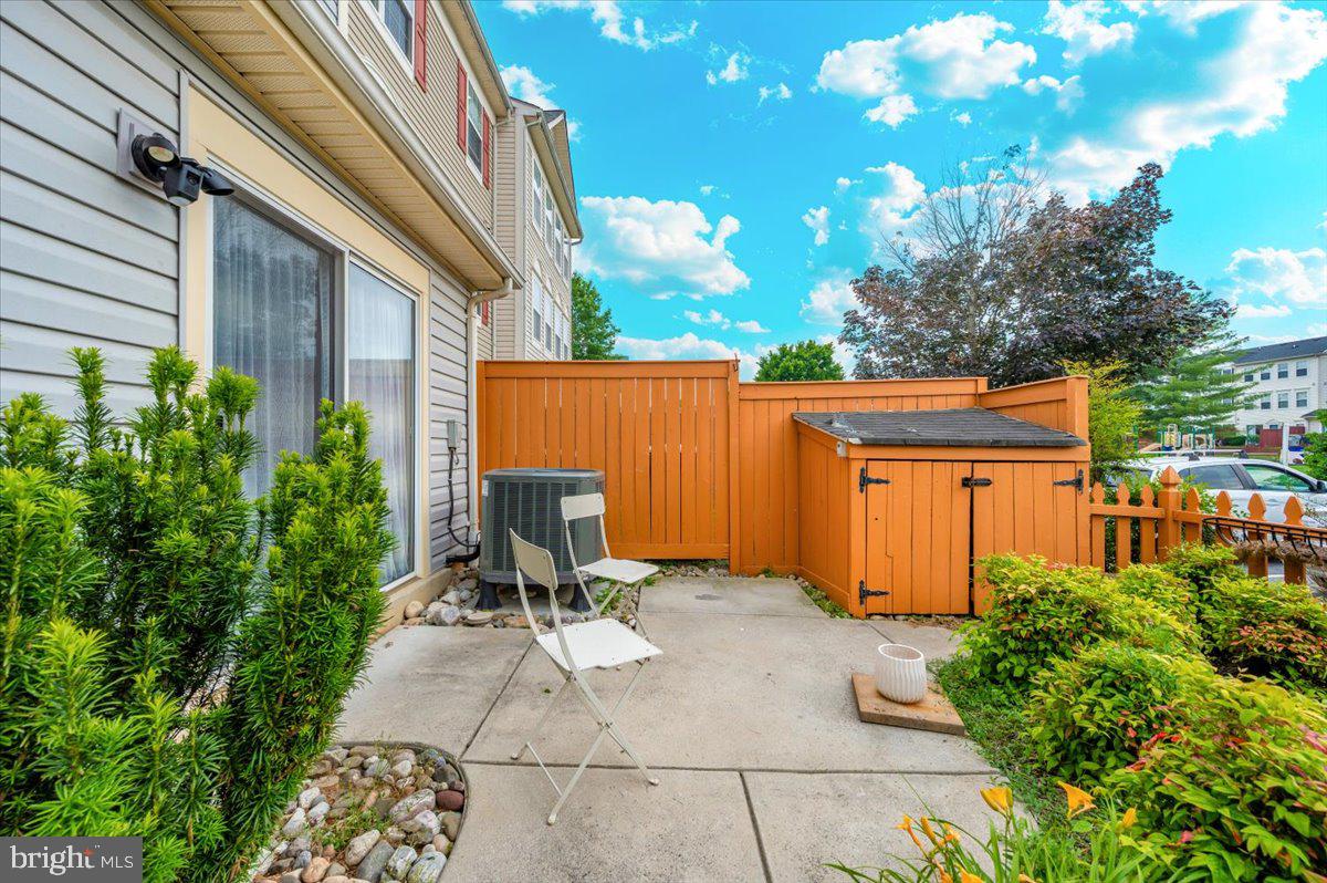 WELLINGTON TRACE - Residential Lease