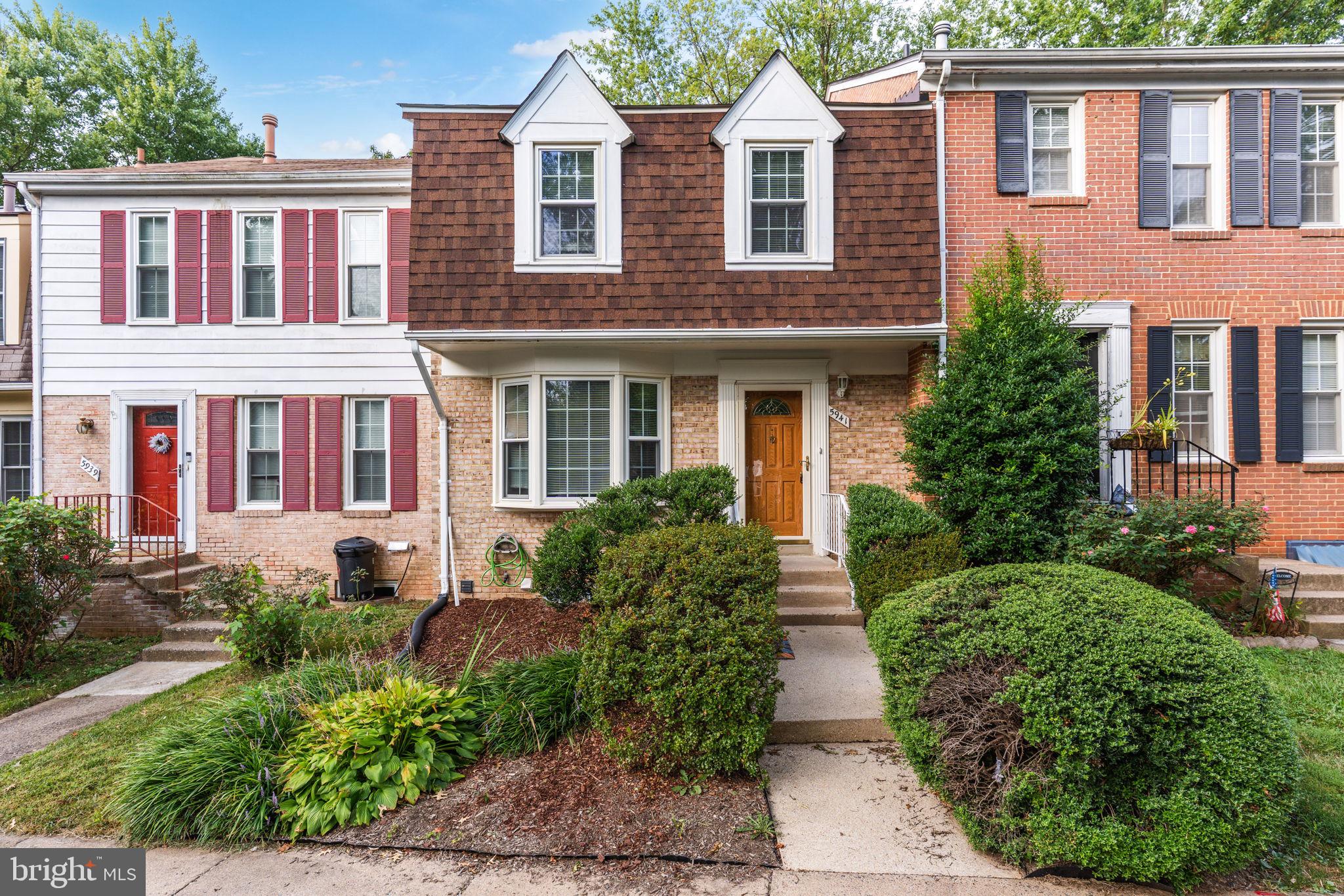 BURKE STATION SQUARE - Residential Lease