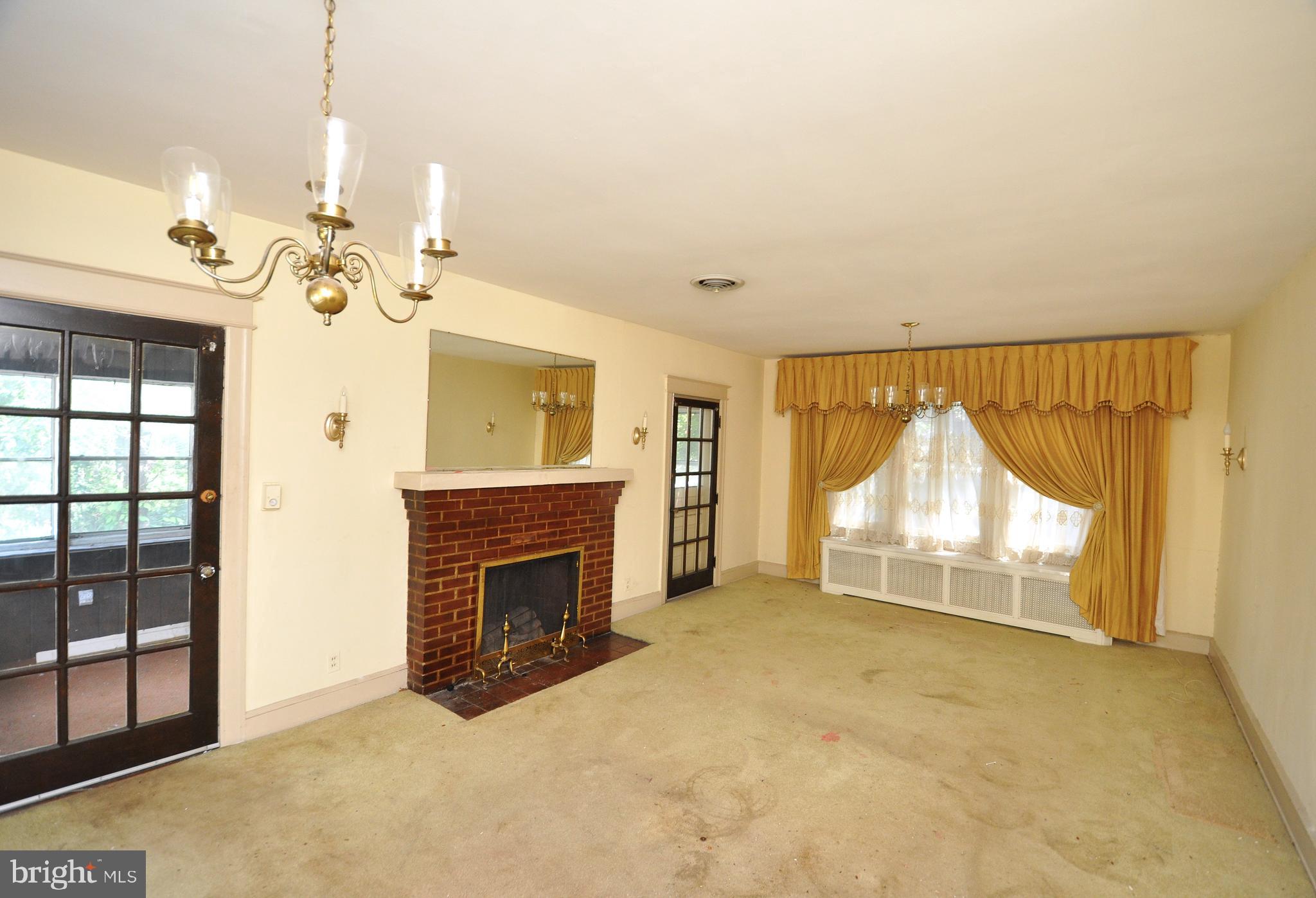 1619 EVARTS STREET NE