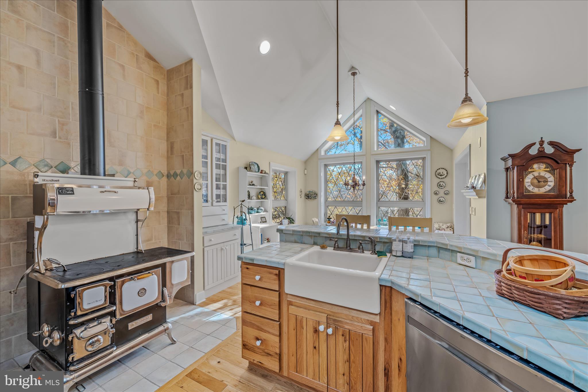 CACAPON EAST - Residential