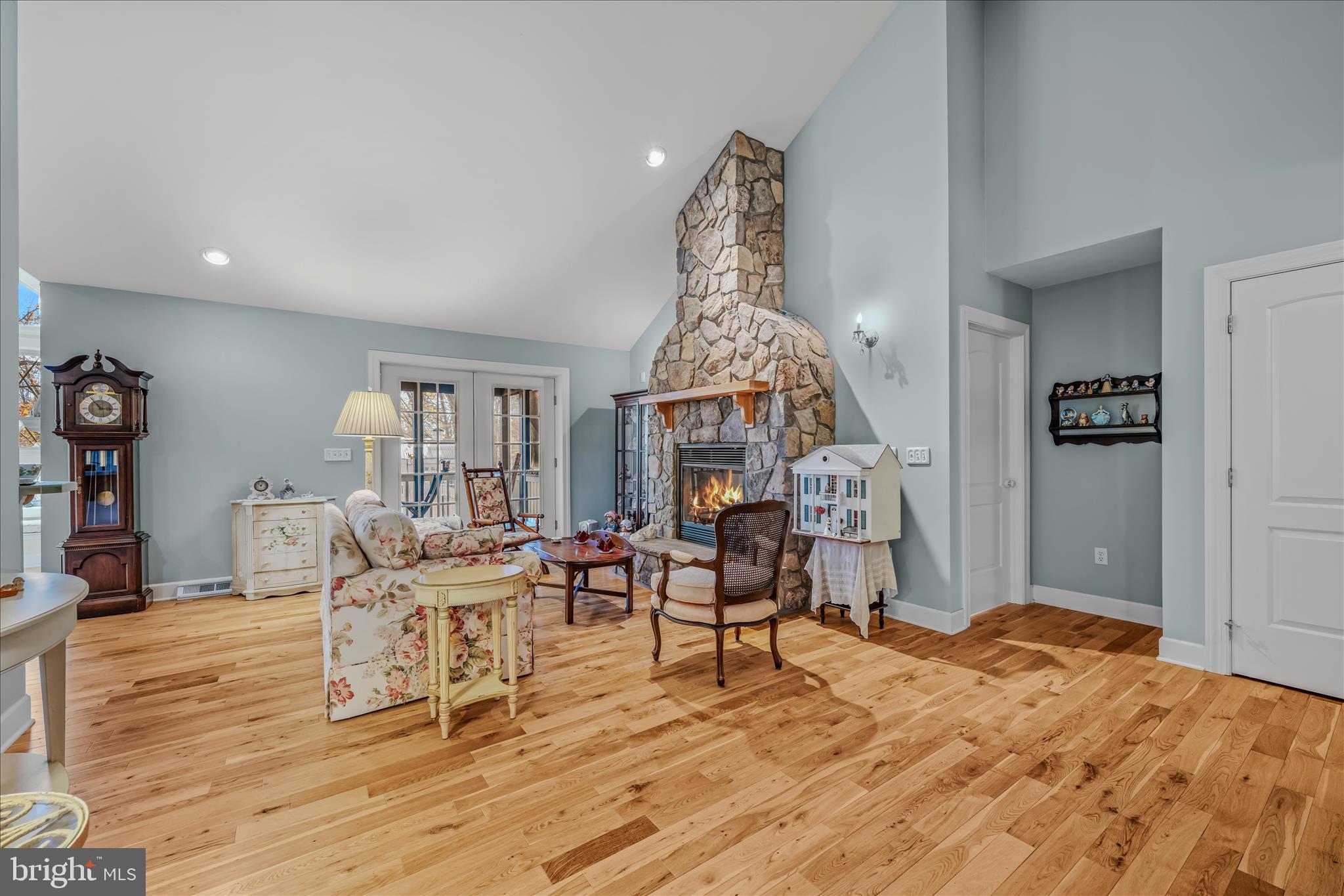 CACAPON EAST - Residential