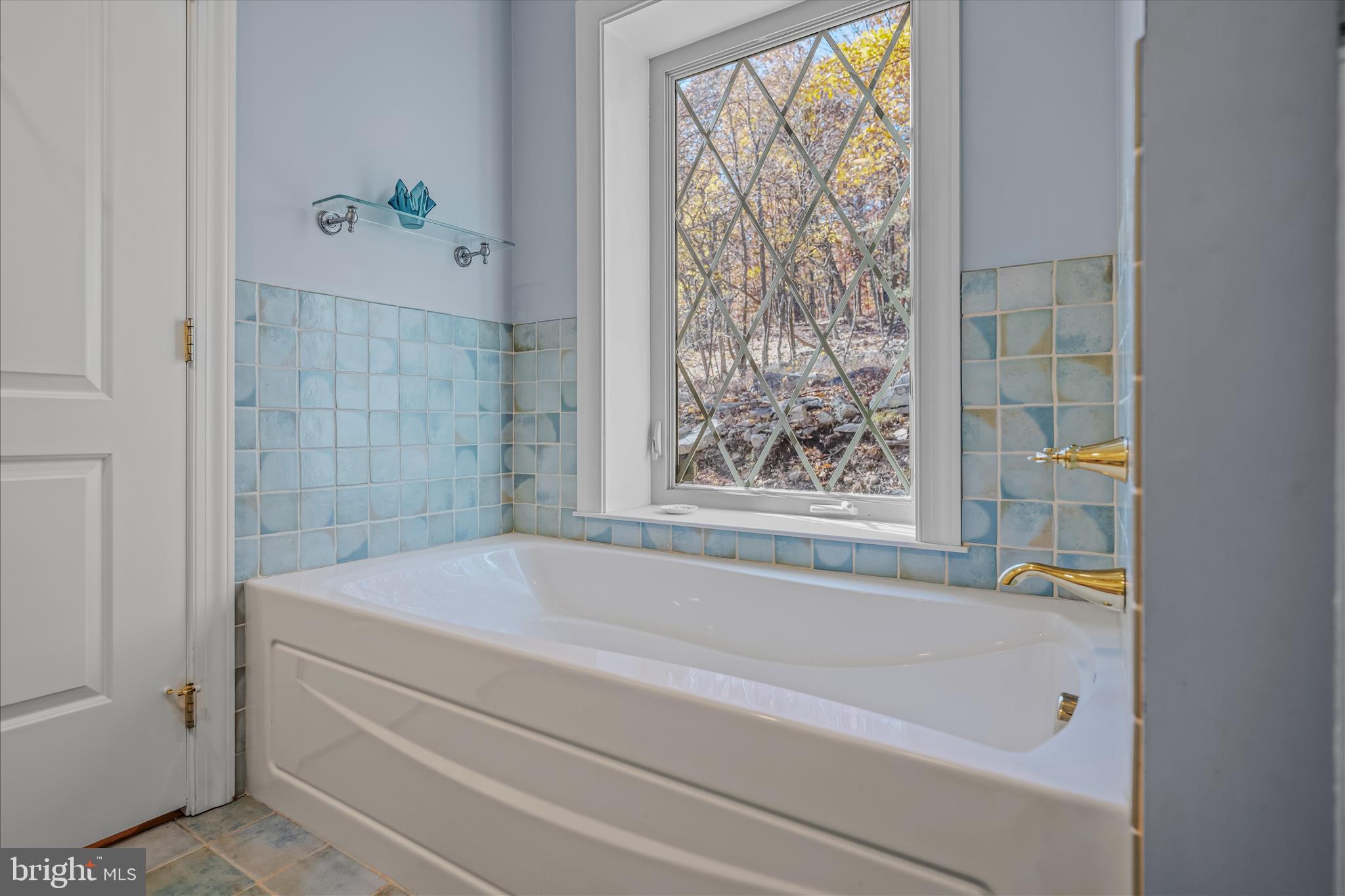 CACAPON EAST - Residential