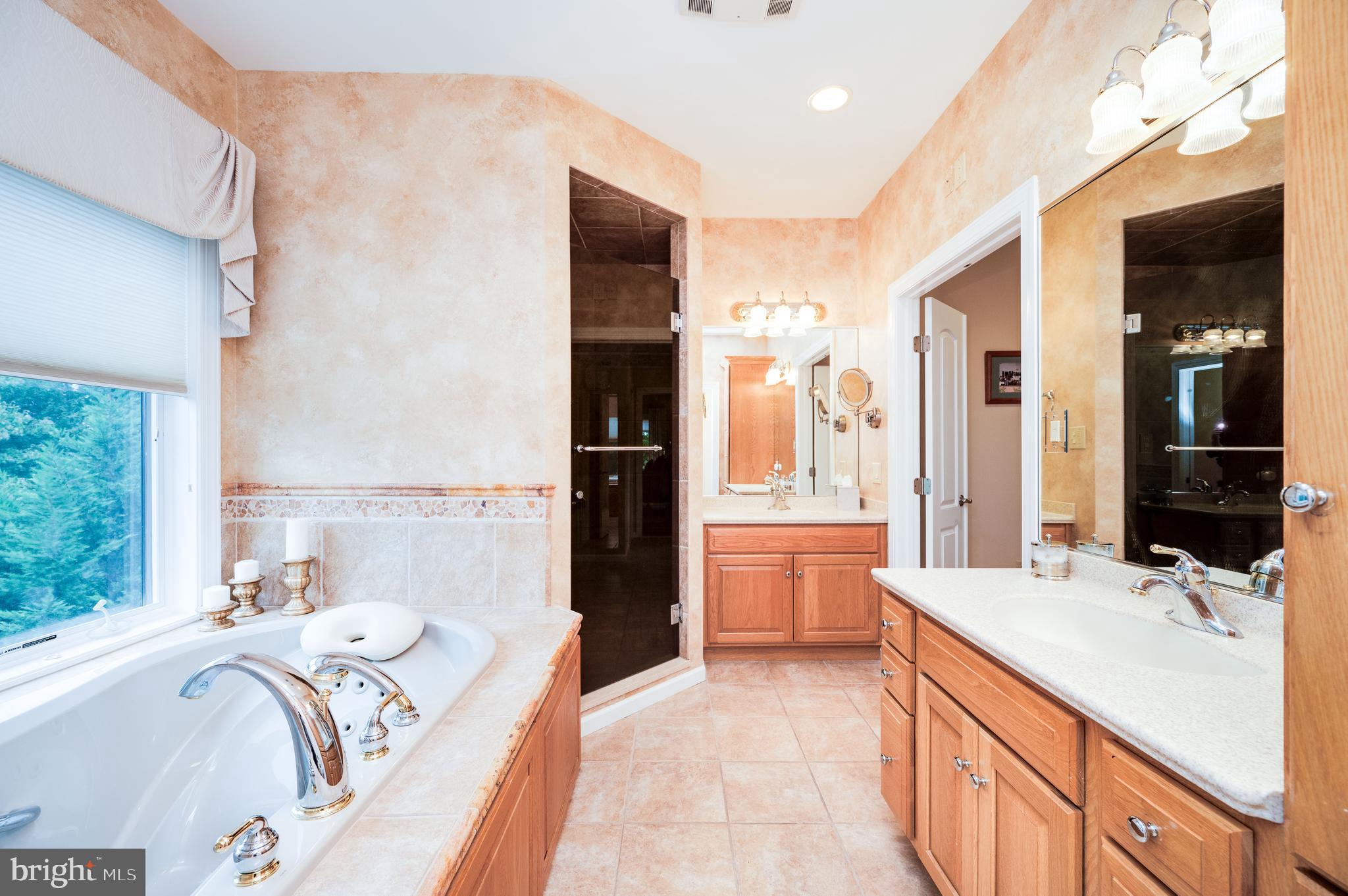 CHESTNUT HILL FARM - Residential