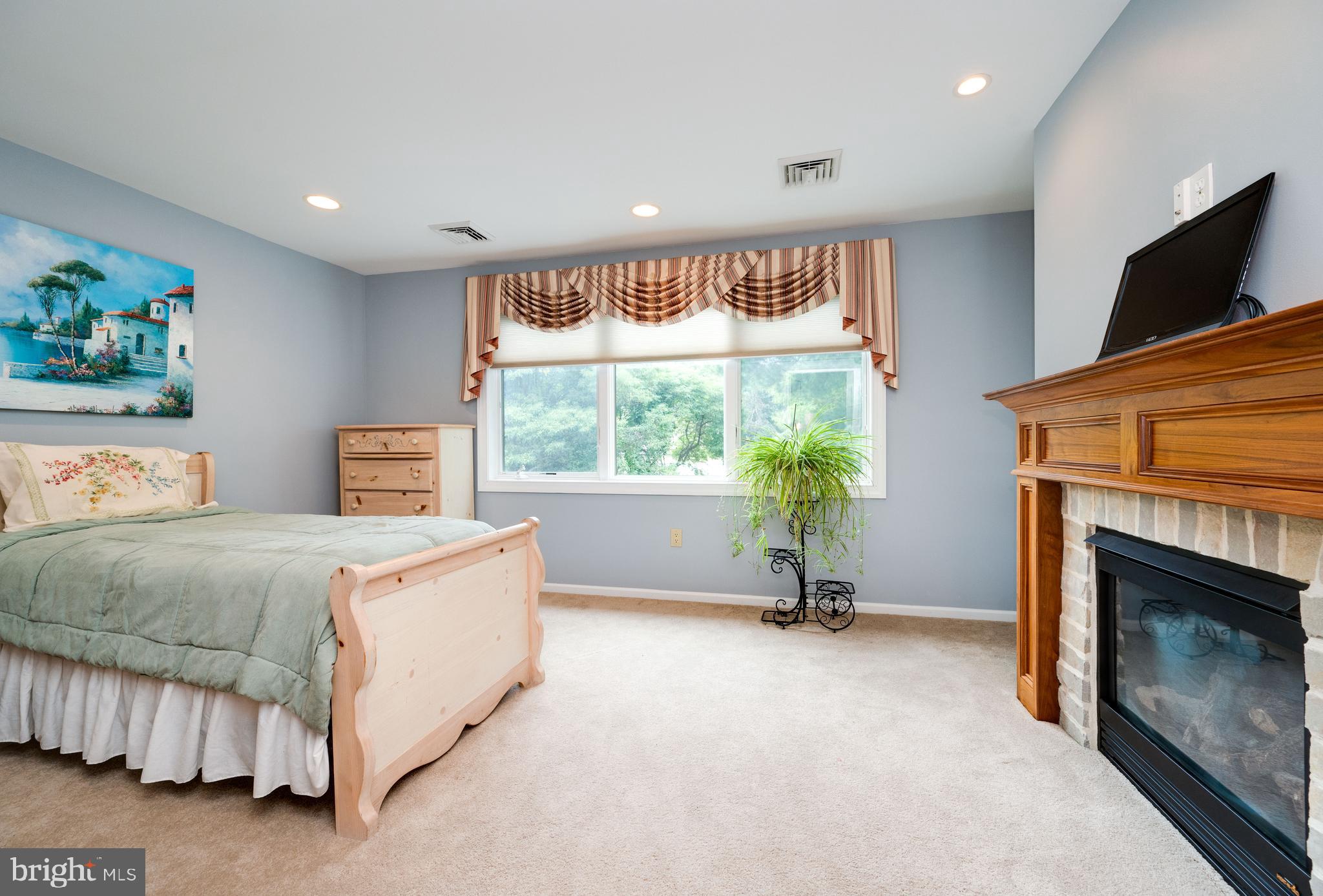 CHESTNUT HILL FARM - Residential