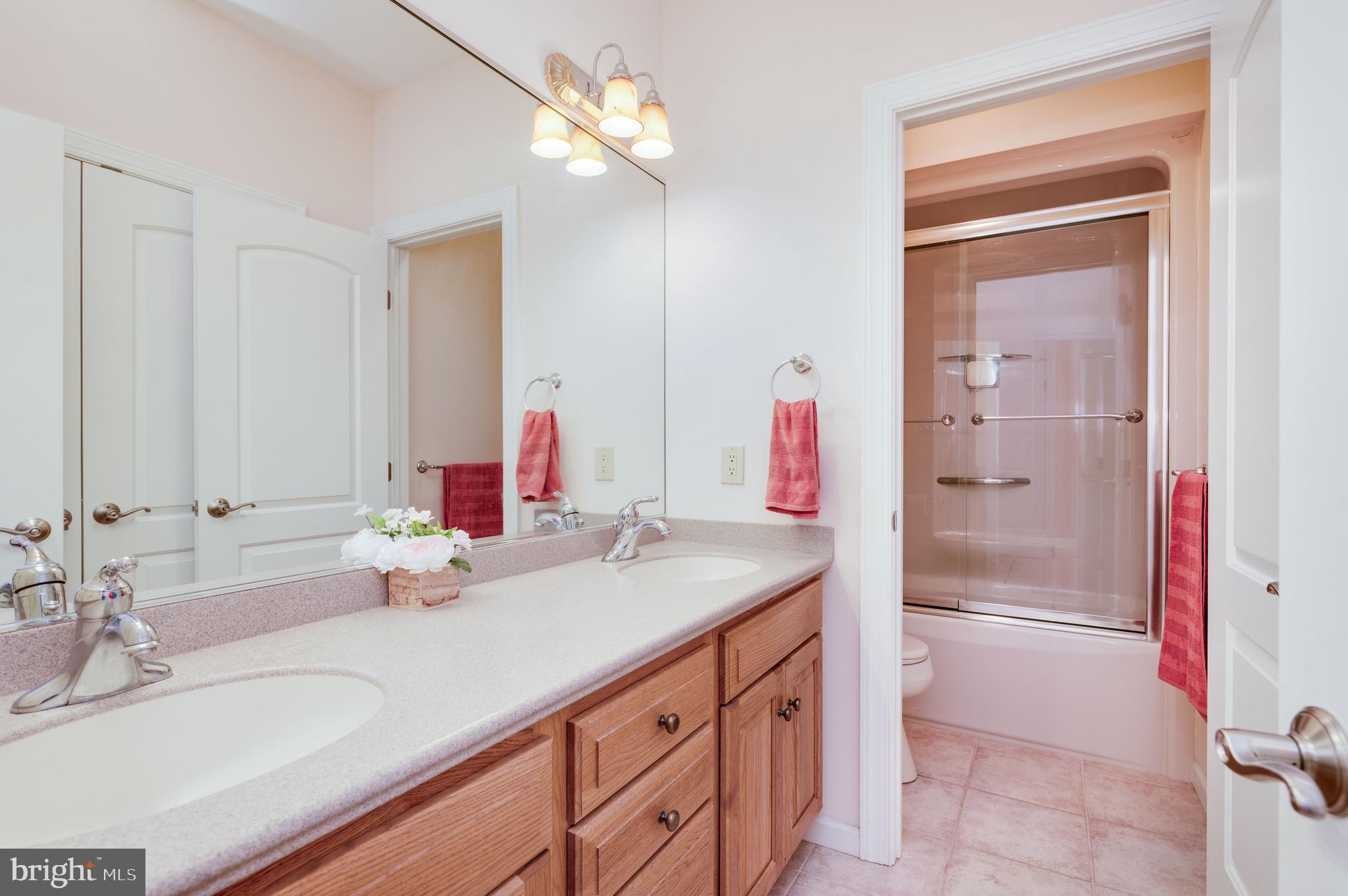 CHESTNUT HILL FARM - Residential