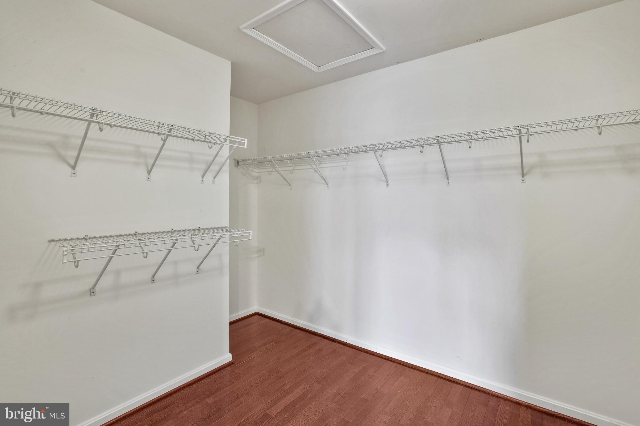 BELMONT TRACE - Residential Lease