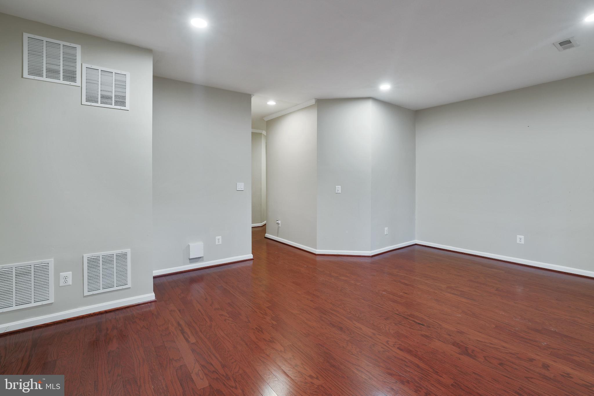 BELMONT TRACE - Residential Lease