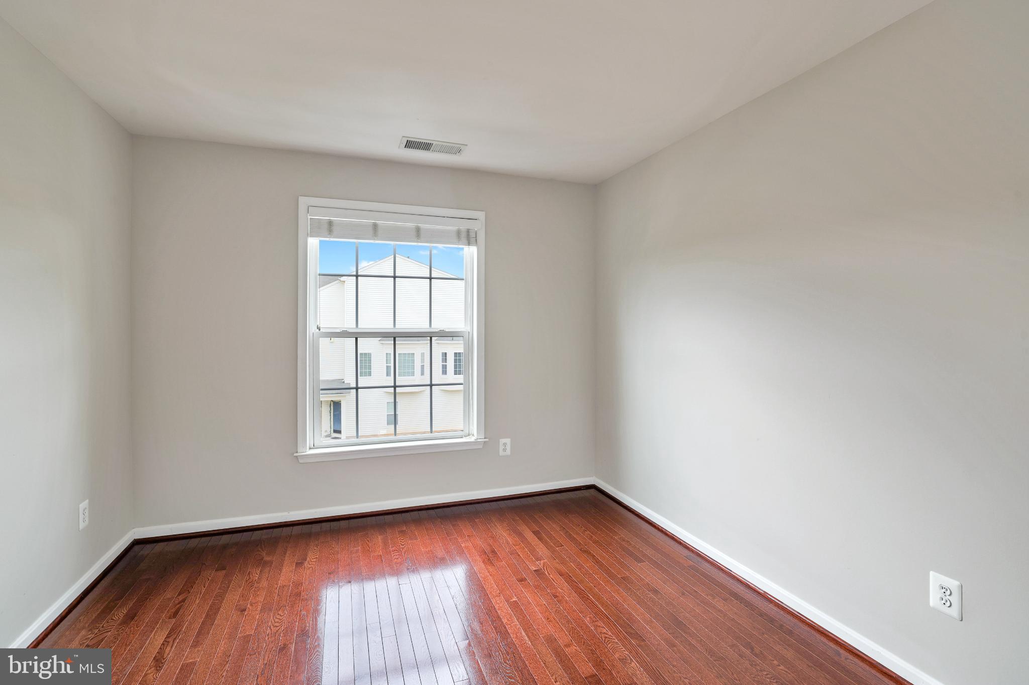 BELMONT TRACE - Residential Lease