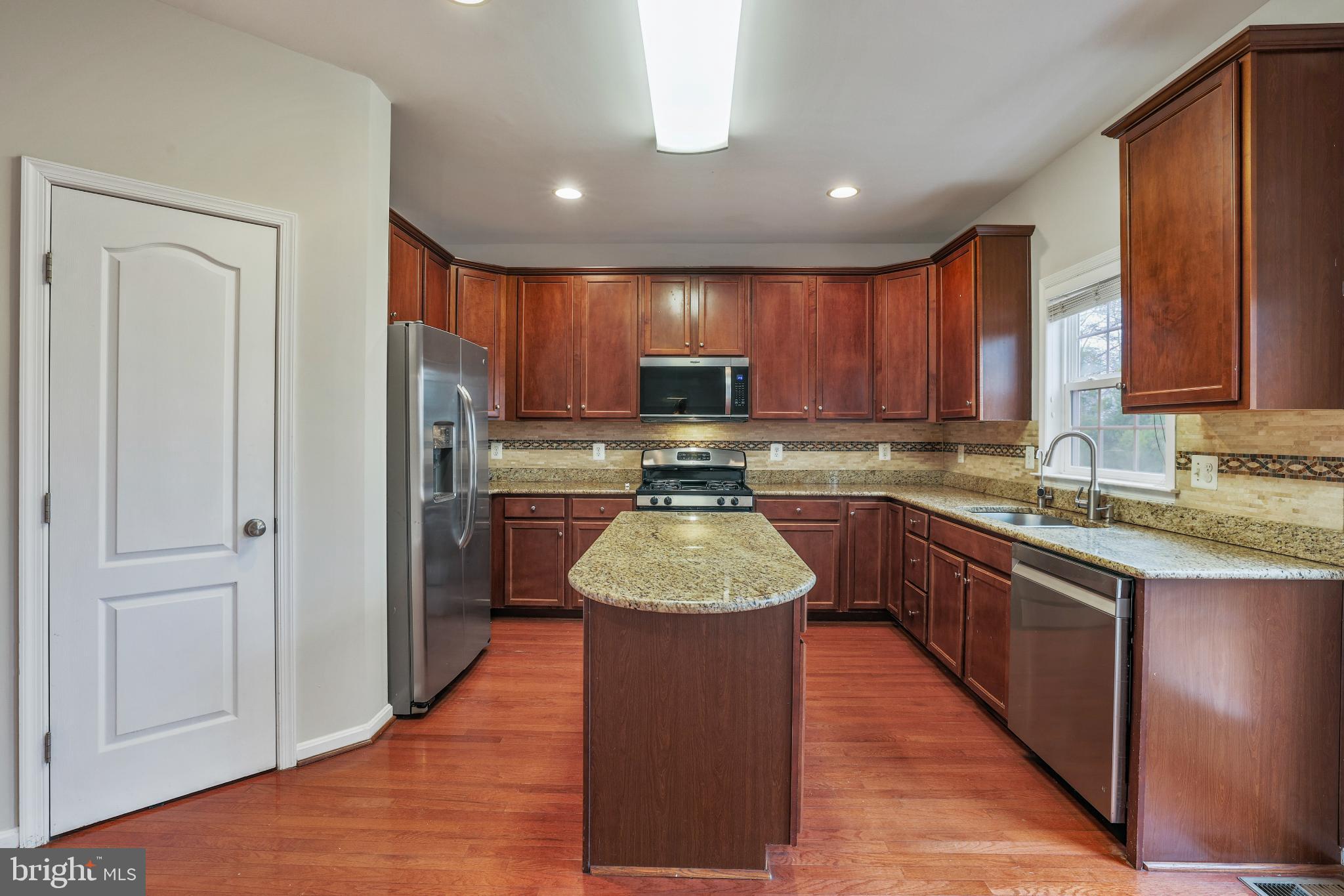 BELMONT TRACE - Residential Lease