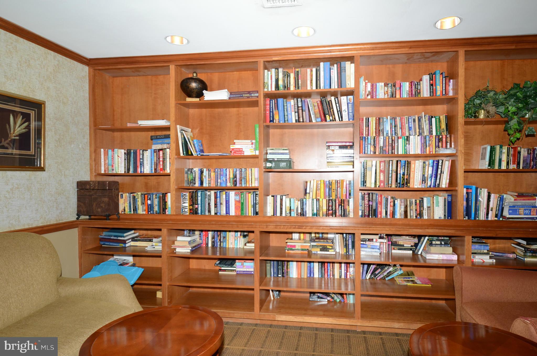 TWENTY-ONE - Residential