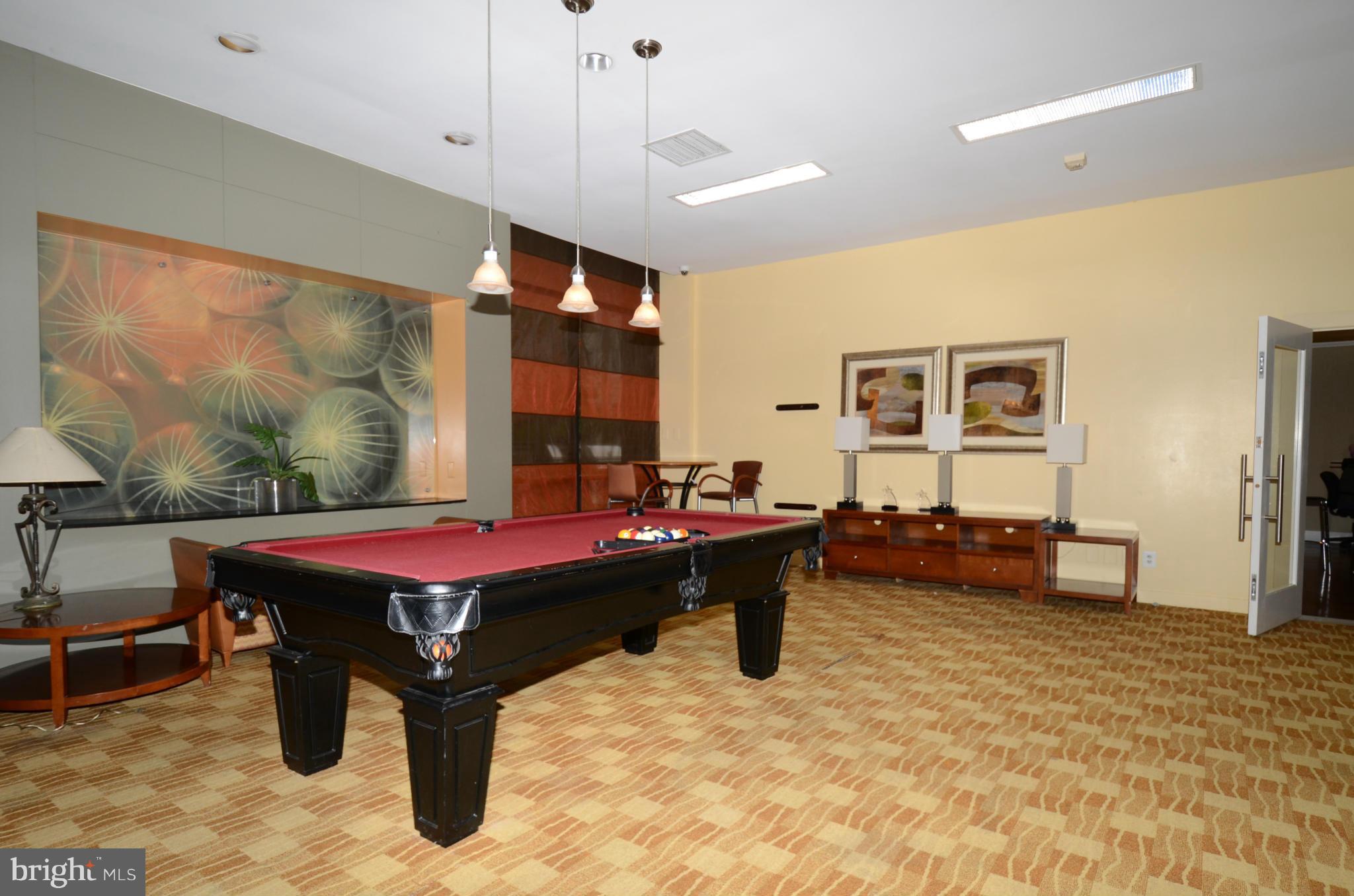 TWENTY-ONE - Residential