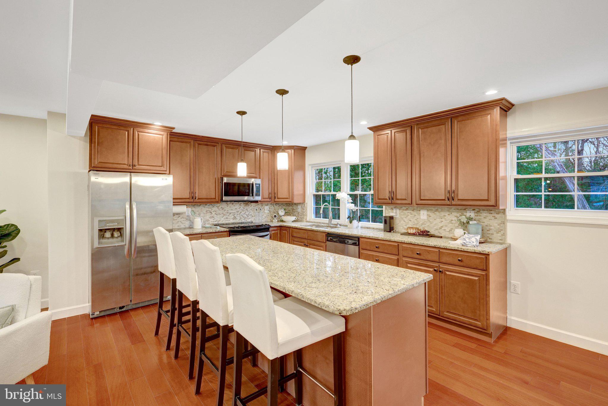 RESTON - Residential