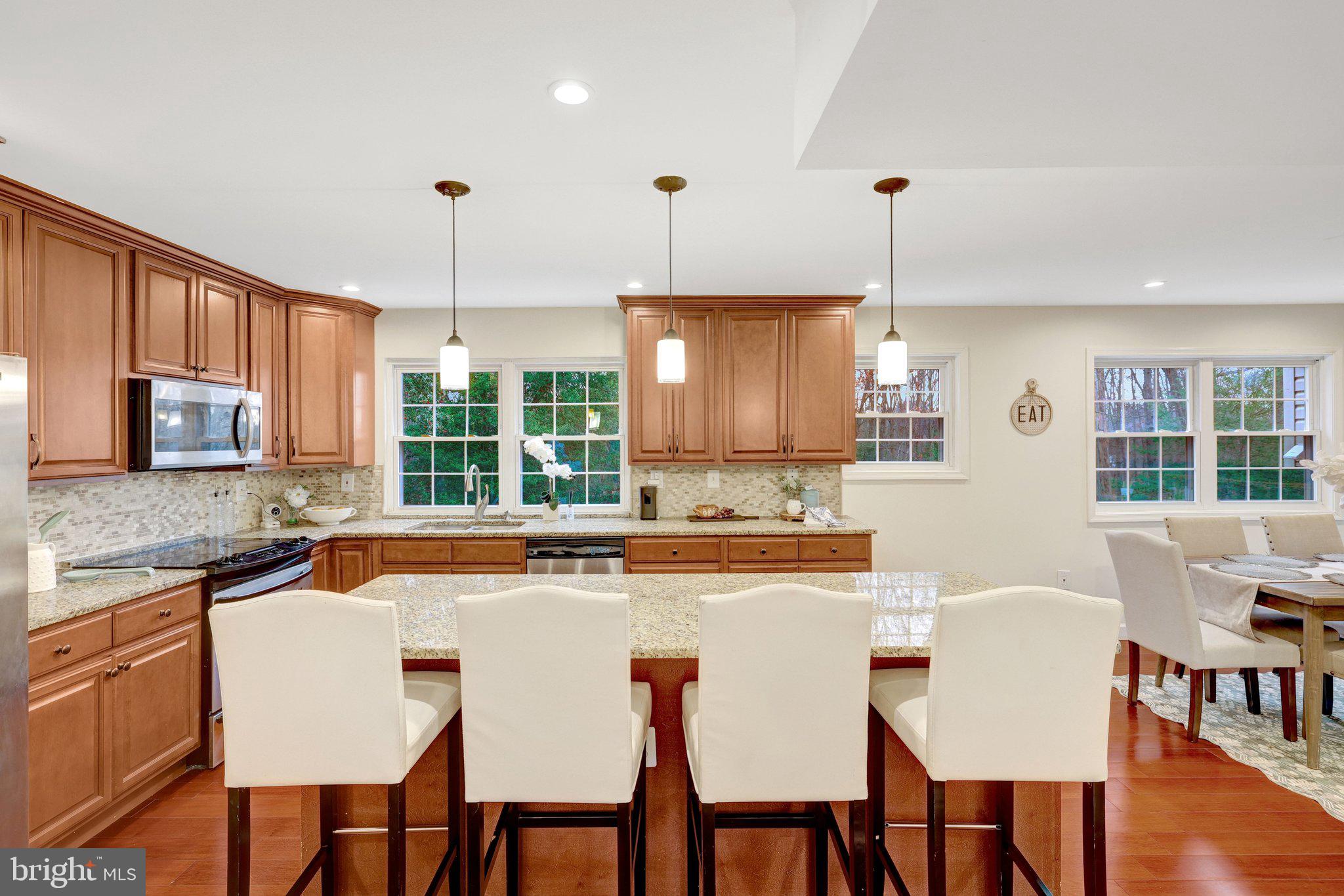 RESTON - Residential