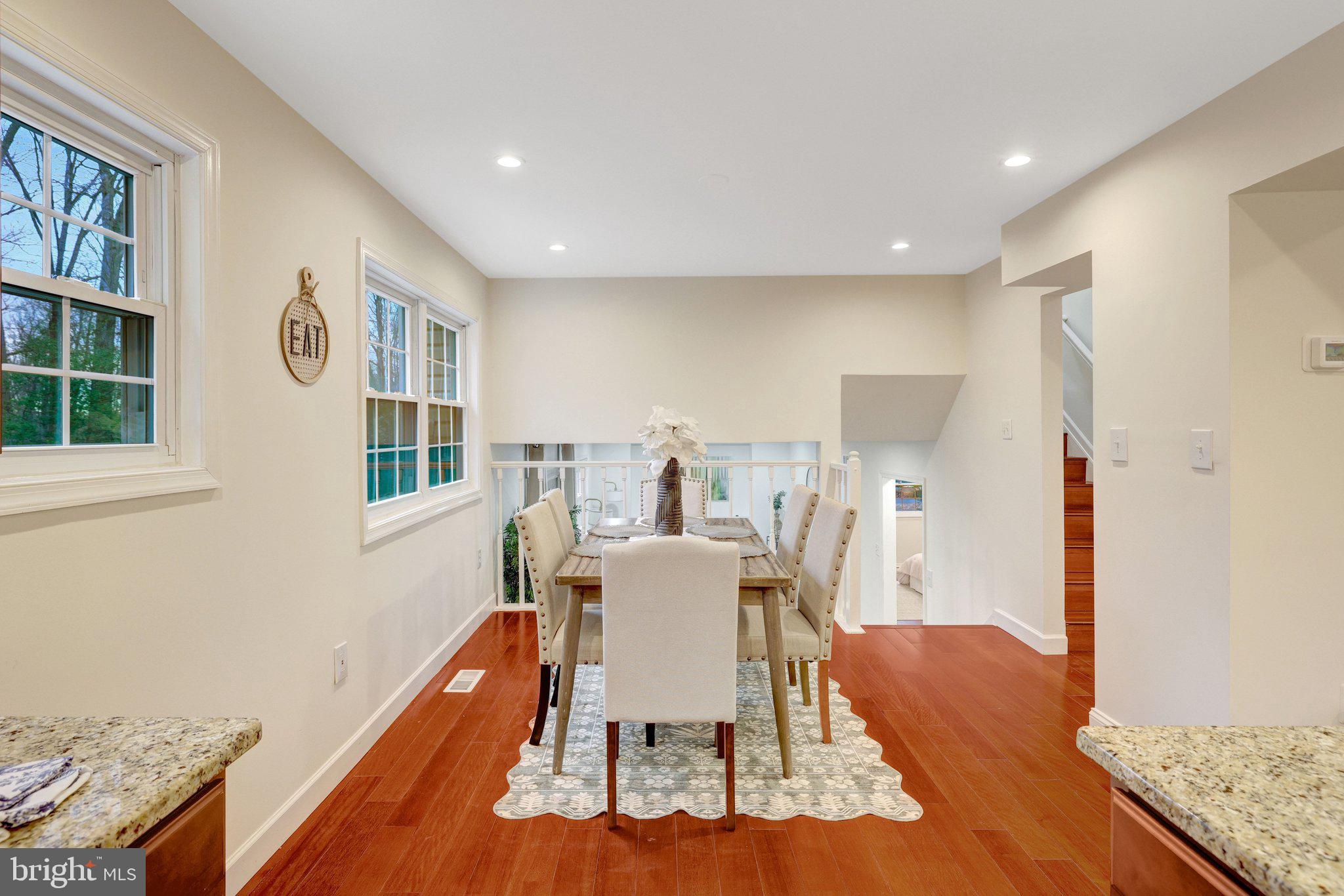 RESTON - Residential