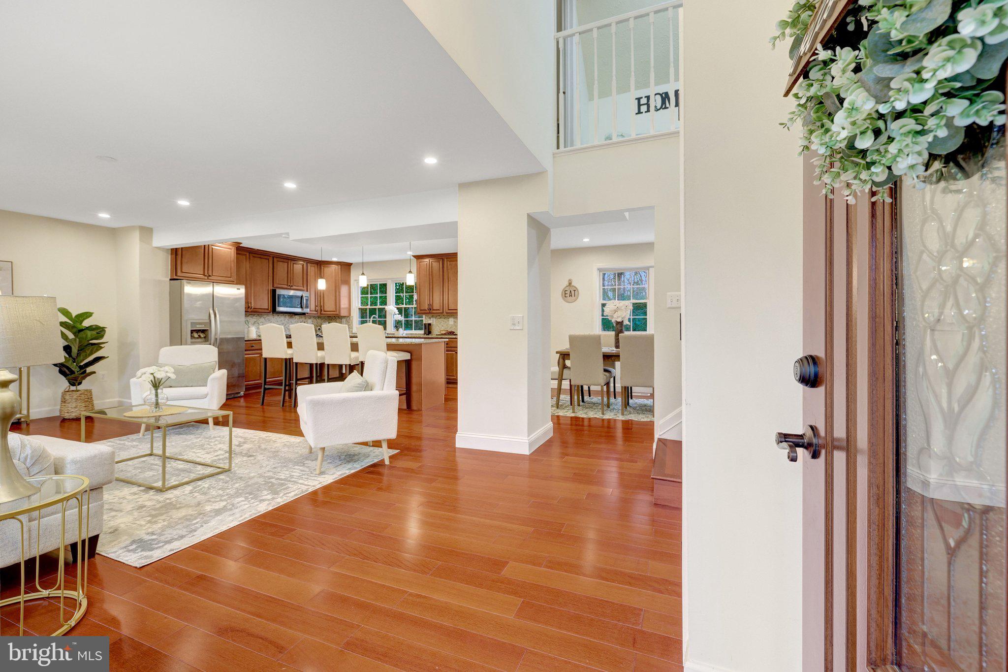 RESTON - Residential