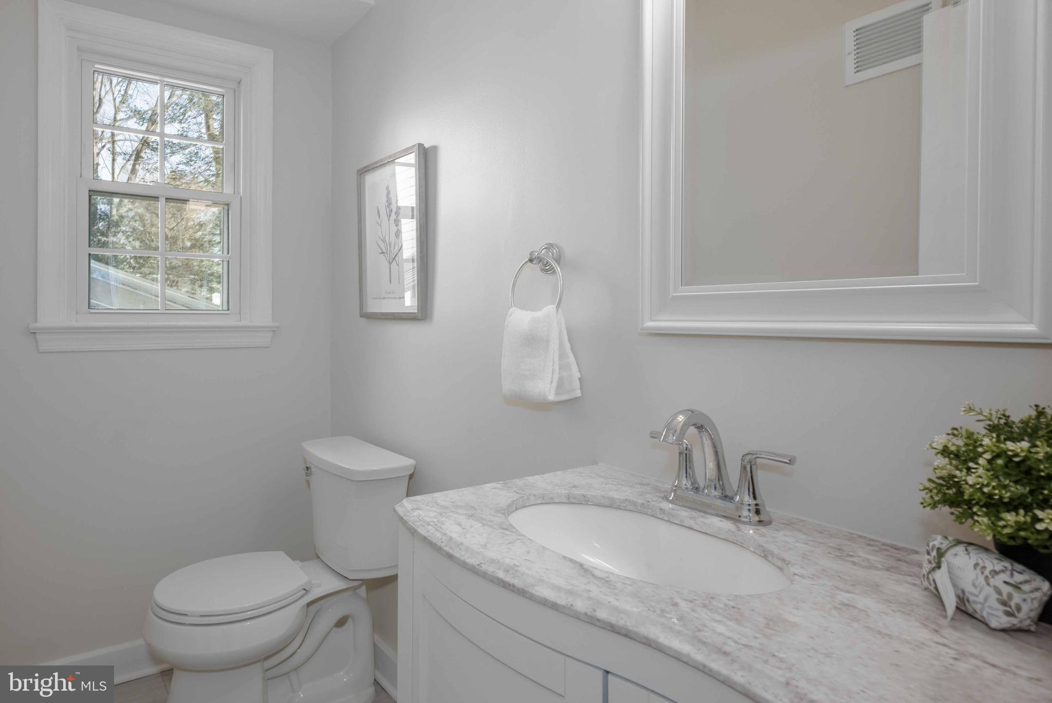 POTOMAC OUTSIDE - Residential