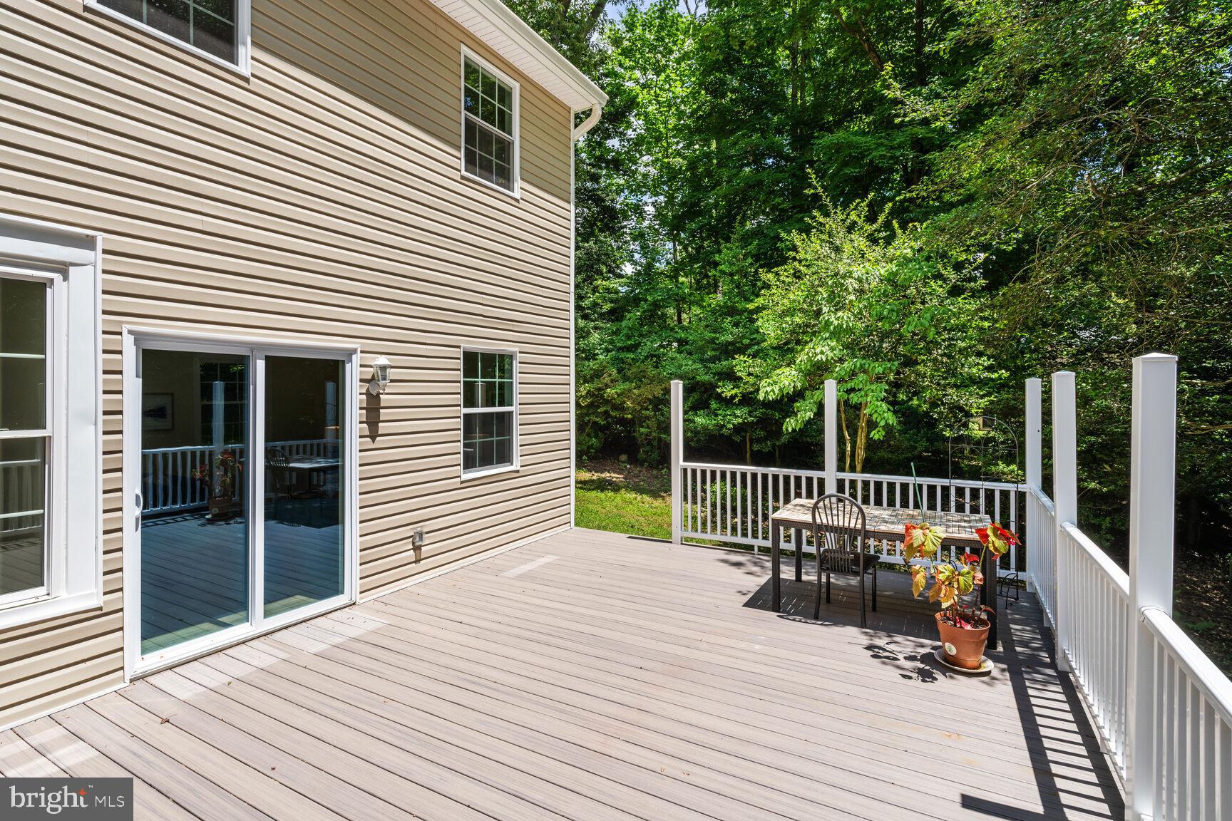 POTOMAC OUTSIDE - Residential