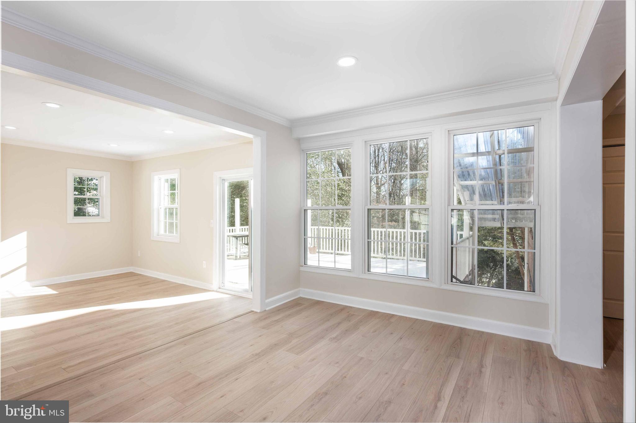 POTOMAC OUTSIDE - Residential