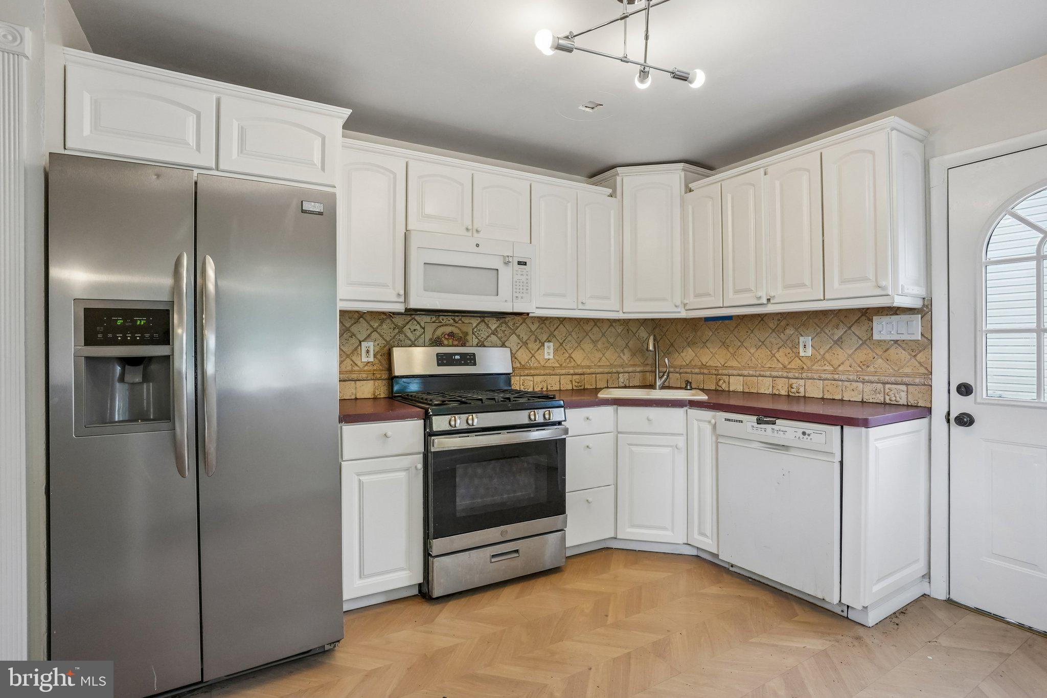 50 E MAPLE AVENUE