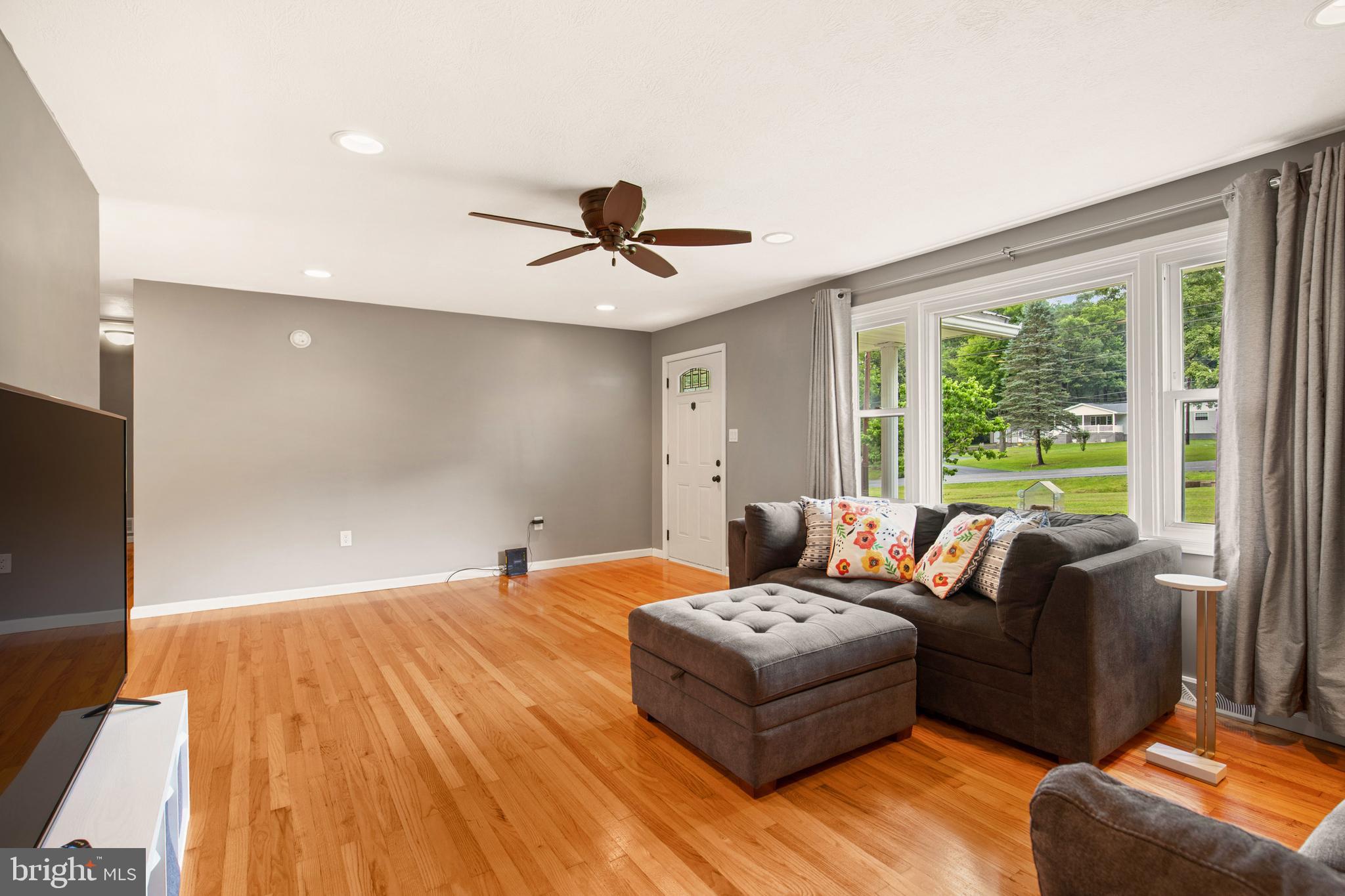 12015 VALE SUMMIT RD