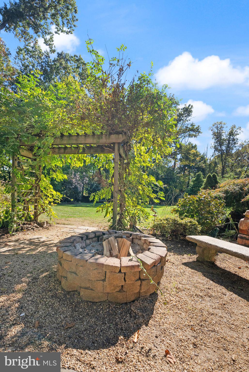 WOODS OF ILDA - Residential