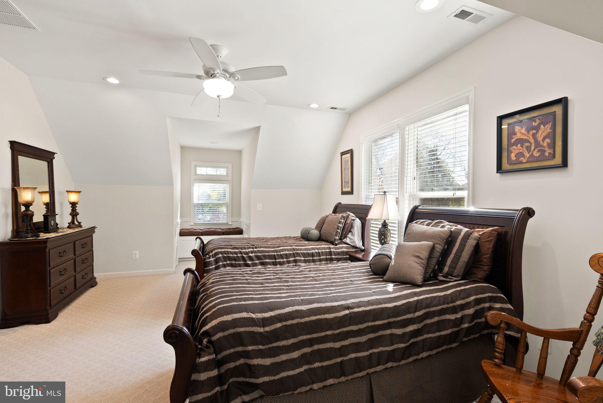 WOODS OF ILDA - Residential