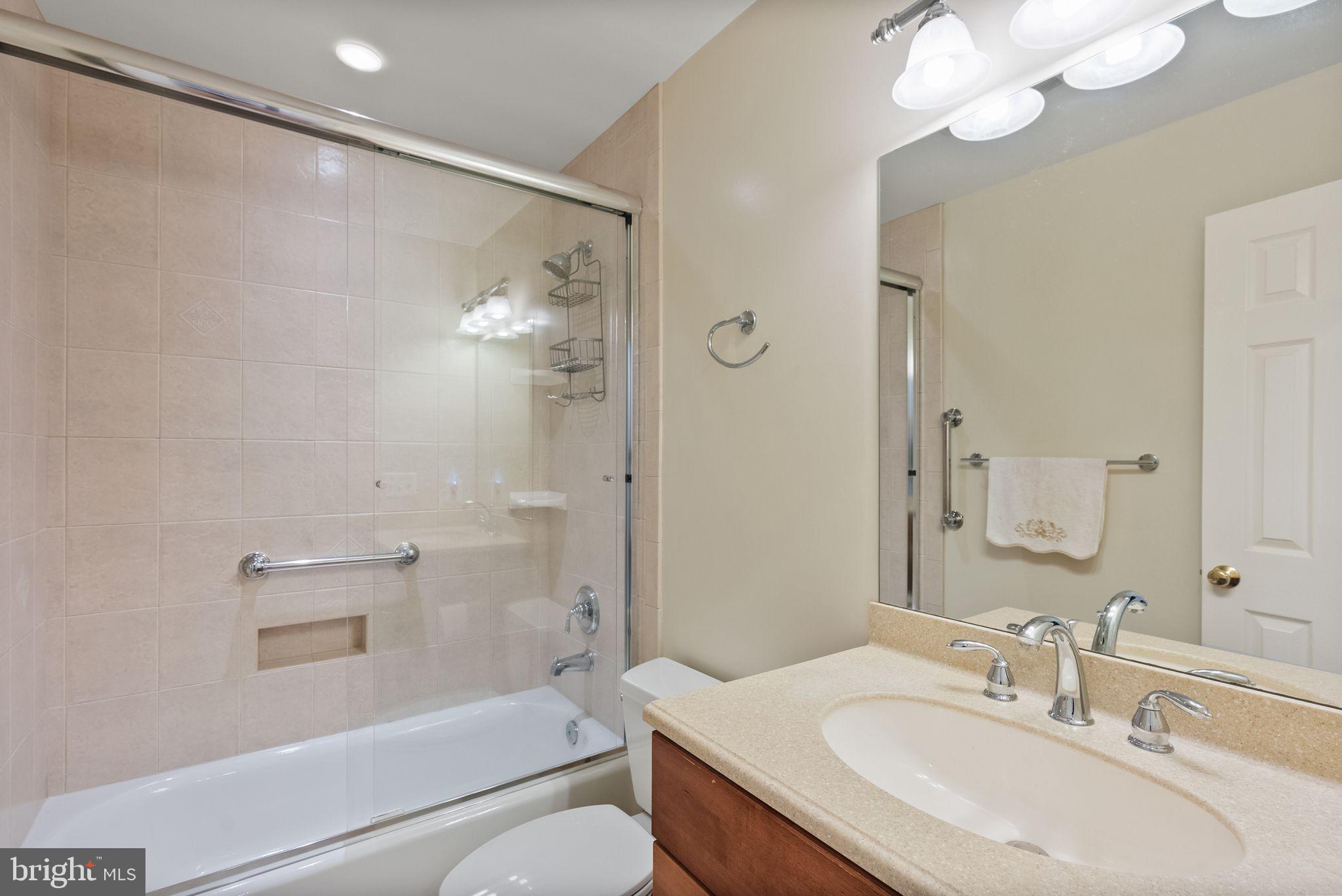 WOODS OF ILDA - Residential