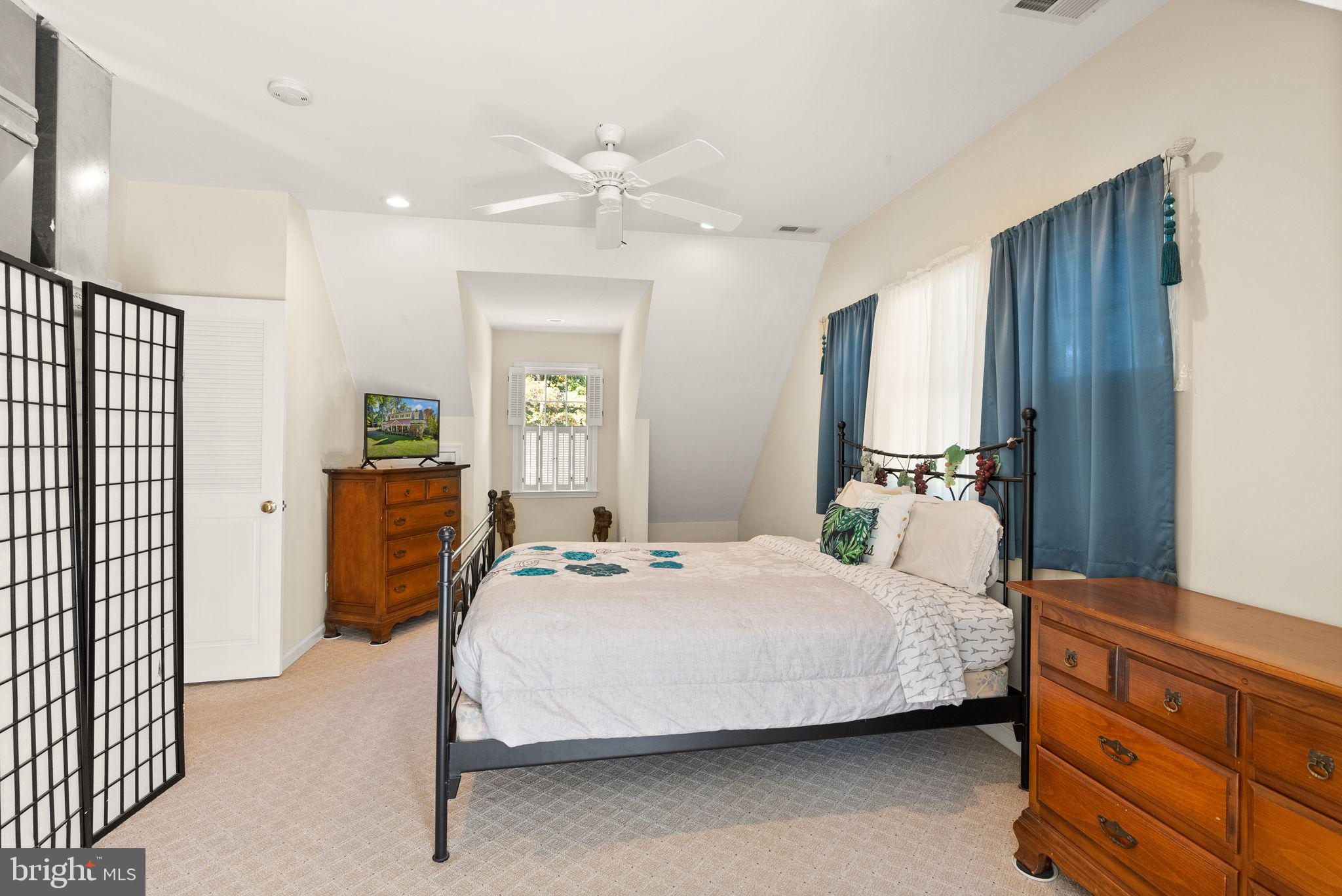 WOODS OF ILDA - Residential