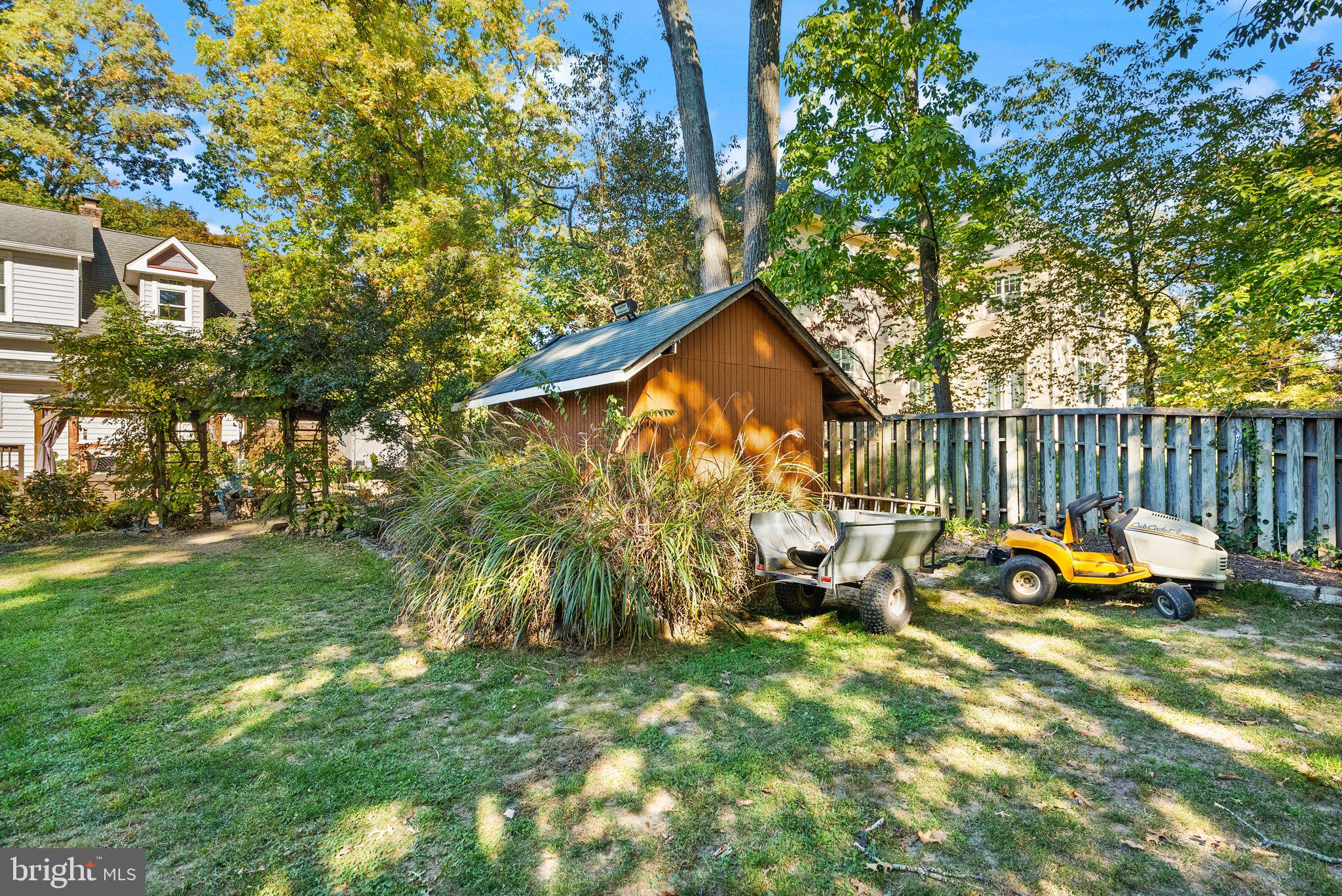 WOODS OF ILDA - Residential