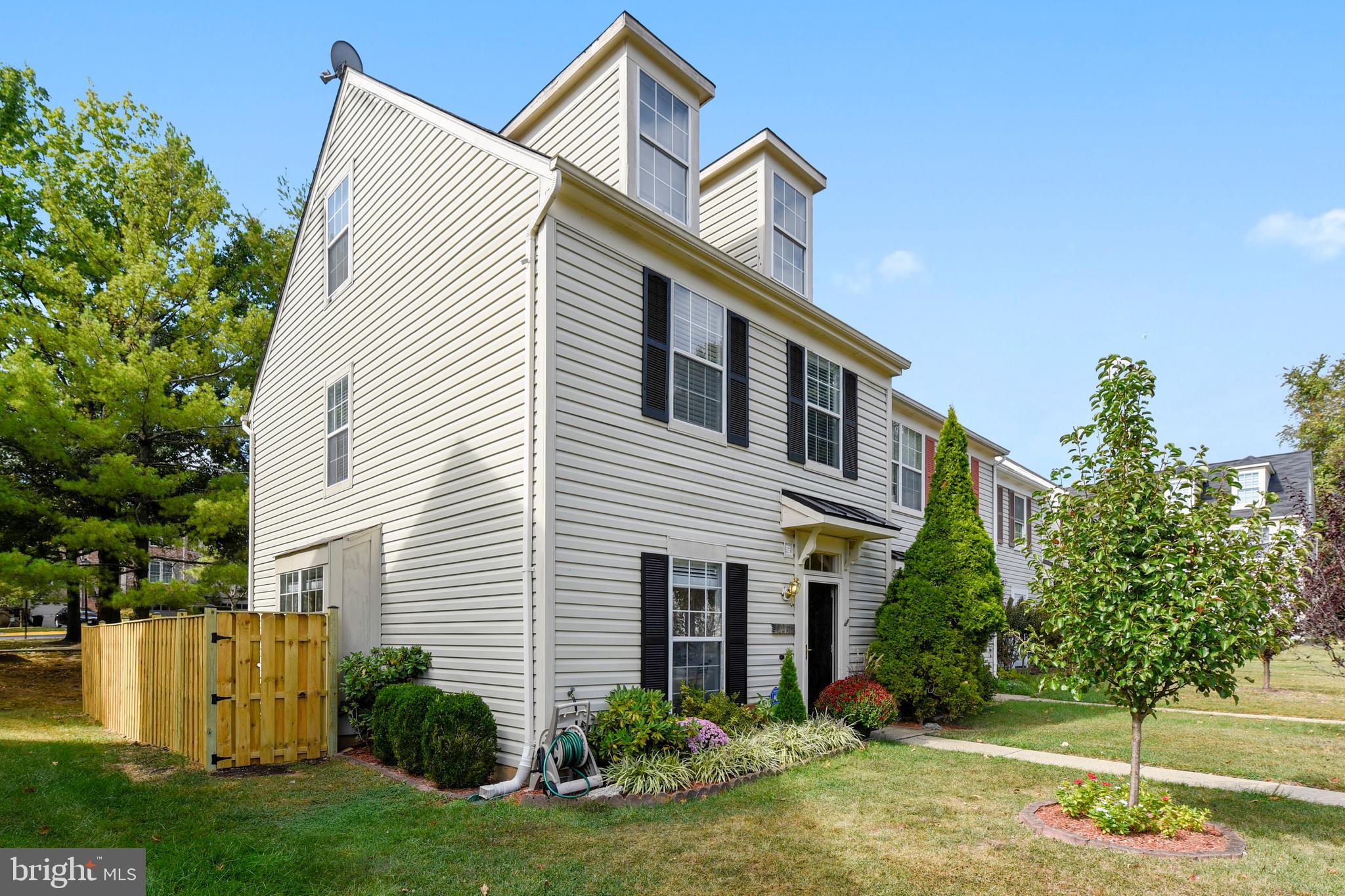 This beautiful & ready to move-in, 3 bedrooms 2.5 bathrooms end unit townhouse in the desirable Tanglewood Community Of Fairland Park in Silver Spring has been carefully maintained.
Main level has spacious kitchen with newer appliances and indoor window that connects to separate dining and living areas. Dining room has a bay window and is slightly higher than the living room for a touch of style! Newer sliding doors open the way to fabulous patio with a newer and extended fenced that allows you to relax and enjoy outdoors.
The first upper level host the master bedroom with lots of natural lights, double entrance side to side closet and own master bath with tub and window. It also has a spacious second bedroom, second bathroom and office space.
The entire second upper level has a very spacious bedroom with closet, lots of natural light and access to attic storage space.
With full size and recently replaced washer and dryer, you will only want to leave home to enjoy the community amenities.
The property has been well maintained and comes with a 1-year 2-10 Home Warranty for a complete peace of mind of the new owners.
It is conveniently located close to shopping centers and major commuting roads restaurants, and much more.