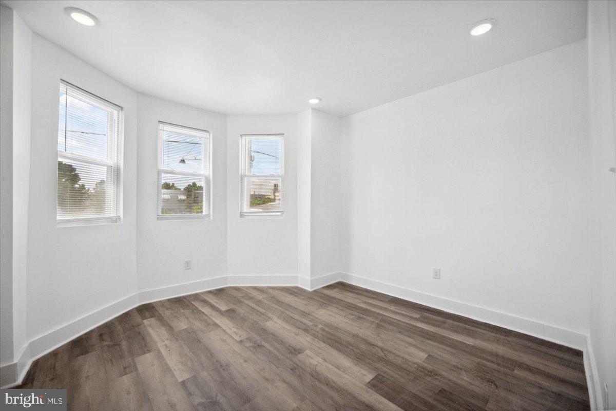 PASSYUNK SQUARE - Residential