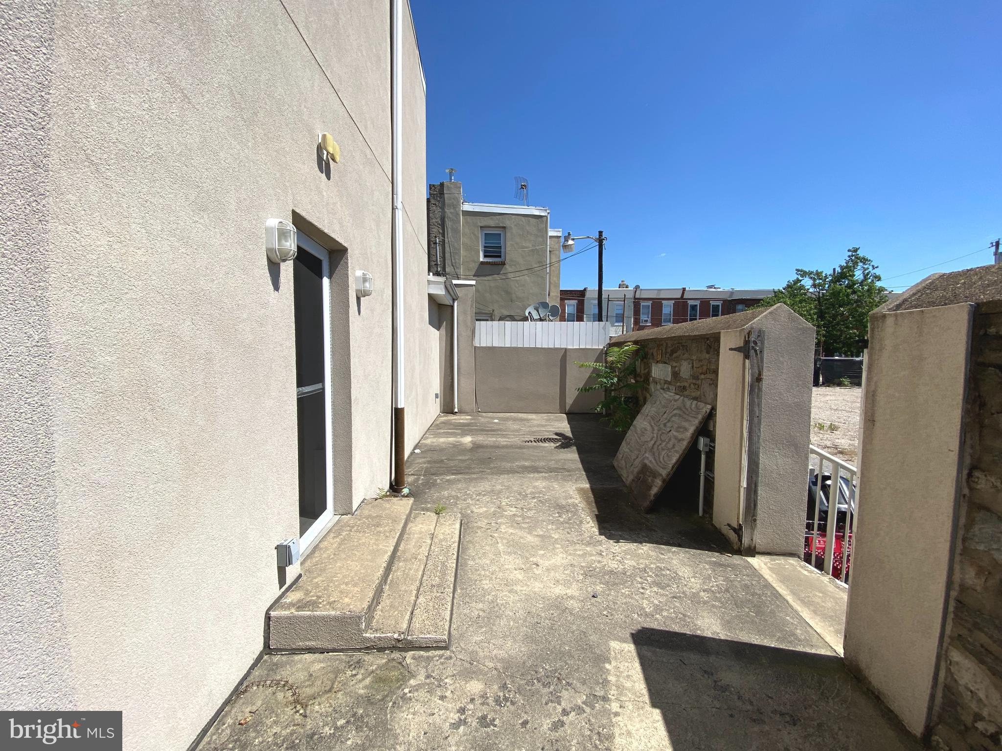 WHITMAN - Residential