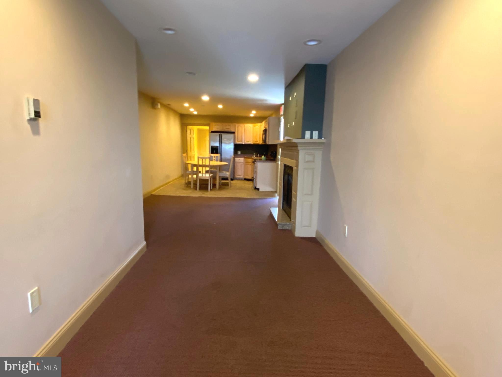 WHITMAN - Residential